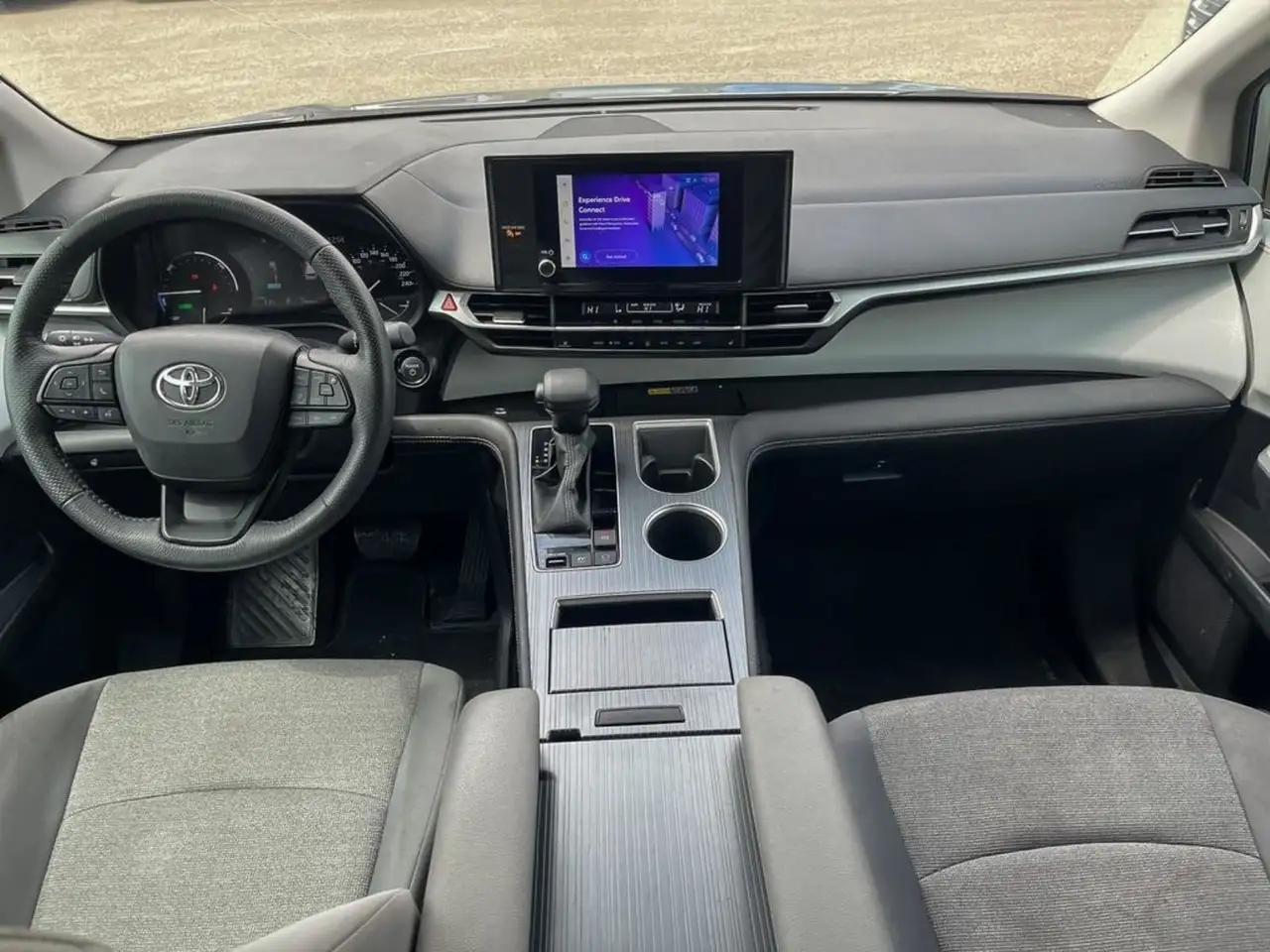 Toyota Sienna photo Toyota Sienna