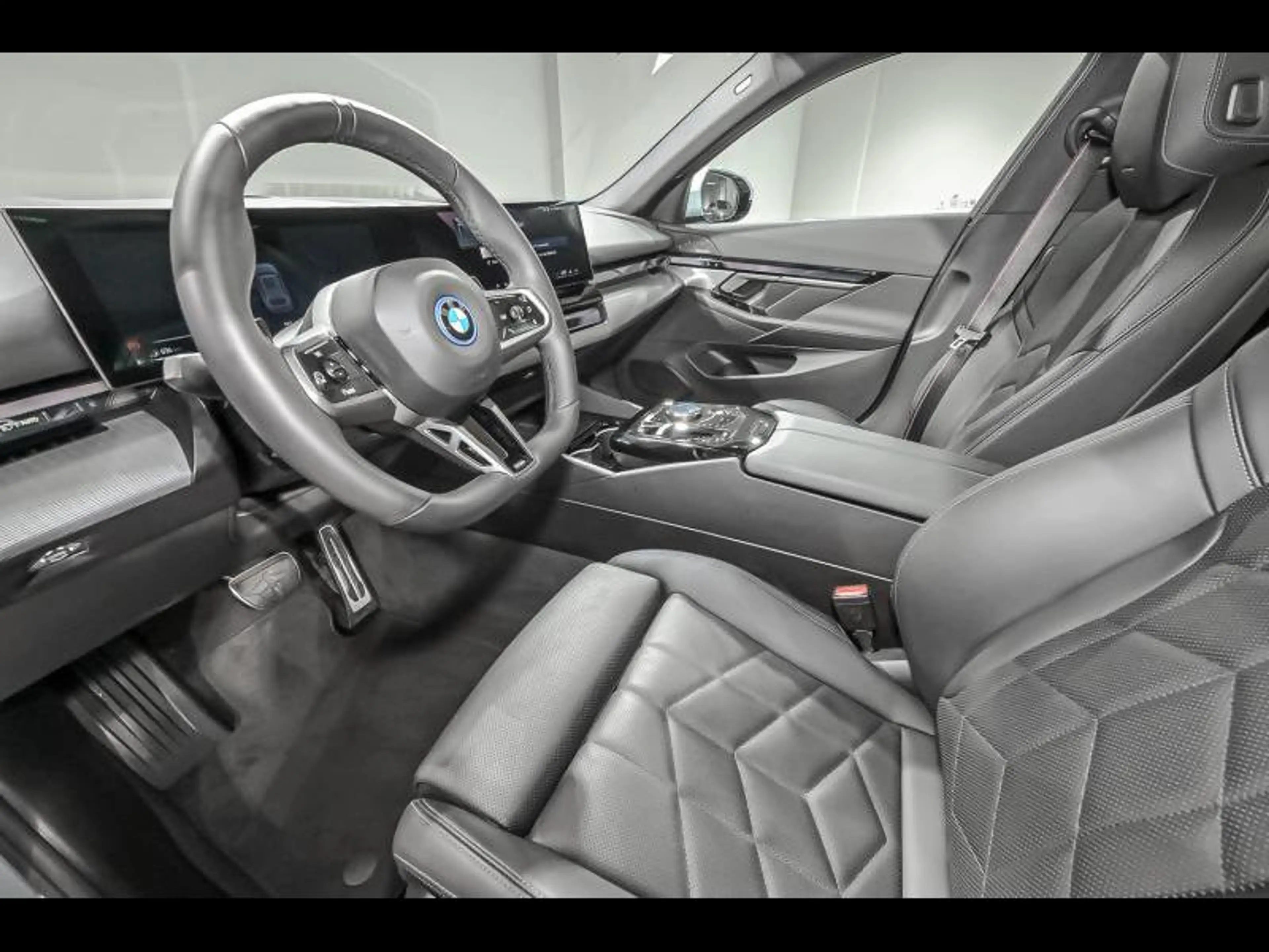 BMW 530 e Touring - MPACKPRO|DASS+|360CAM|H&K|COMFORT — photo 6