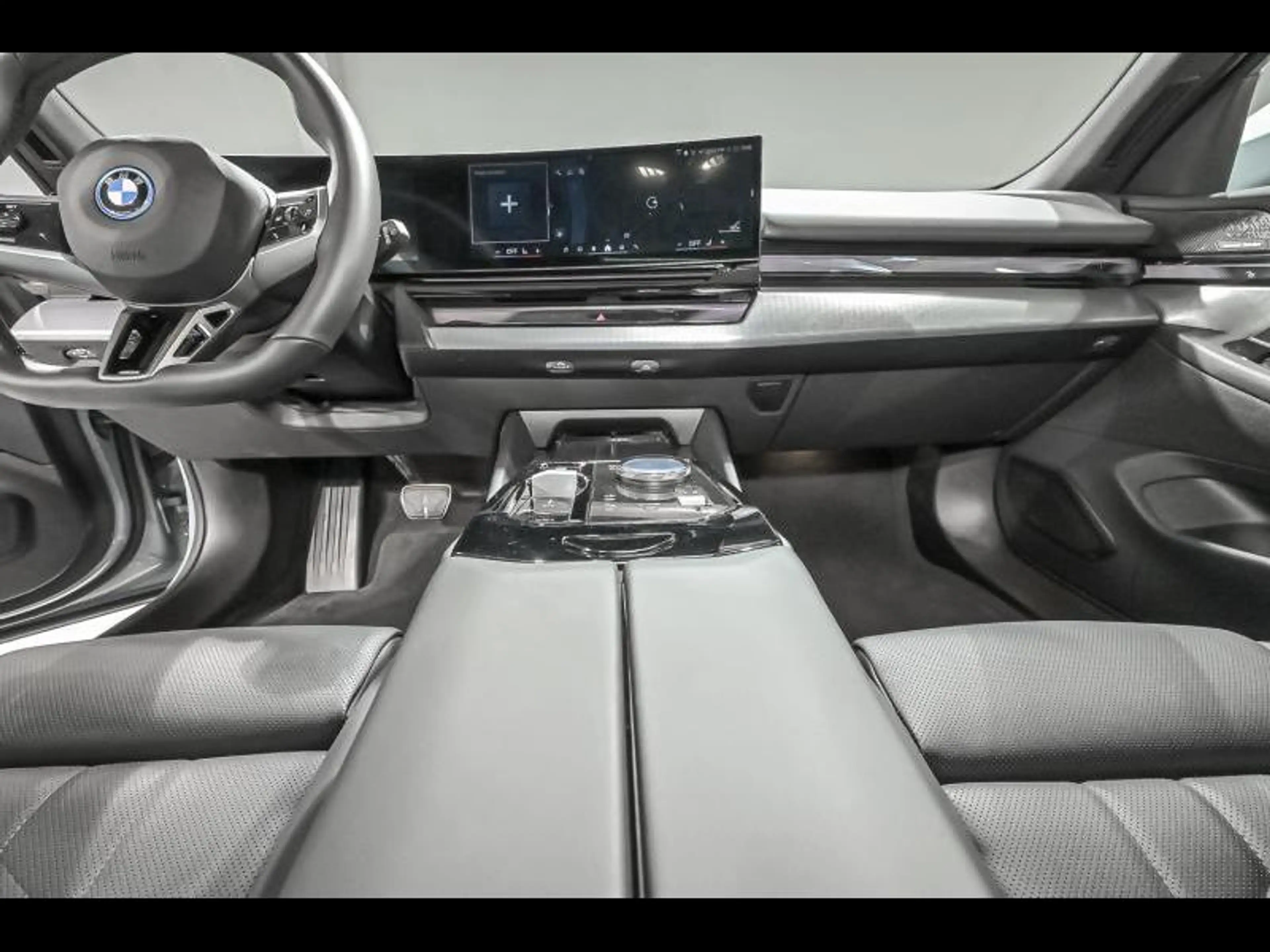 BMW 530 e Touring - MPACKPRO|DASS+|360CAM|H&K|COMFORT — photo 7