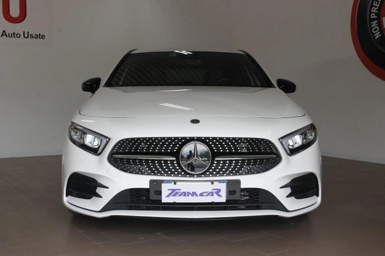 Mercedes-Benz A 180 dAutomatic AMGLine Premium Night Edition Uniprop. Bianco - 2