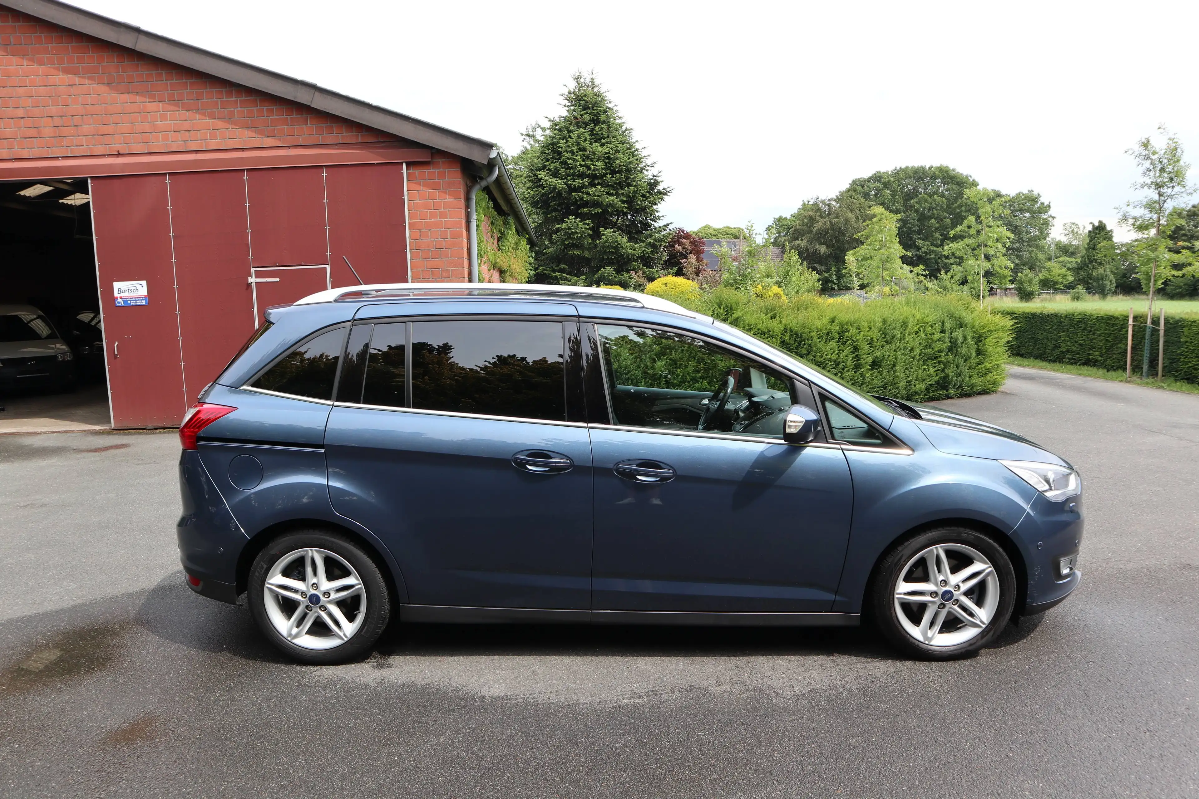 Ford Grand C-Max Titanium 1,5 Benziner*Top Ausstattung*Garantie* — photo 5