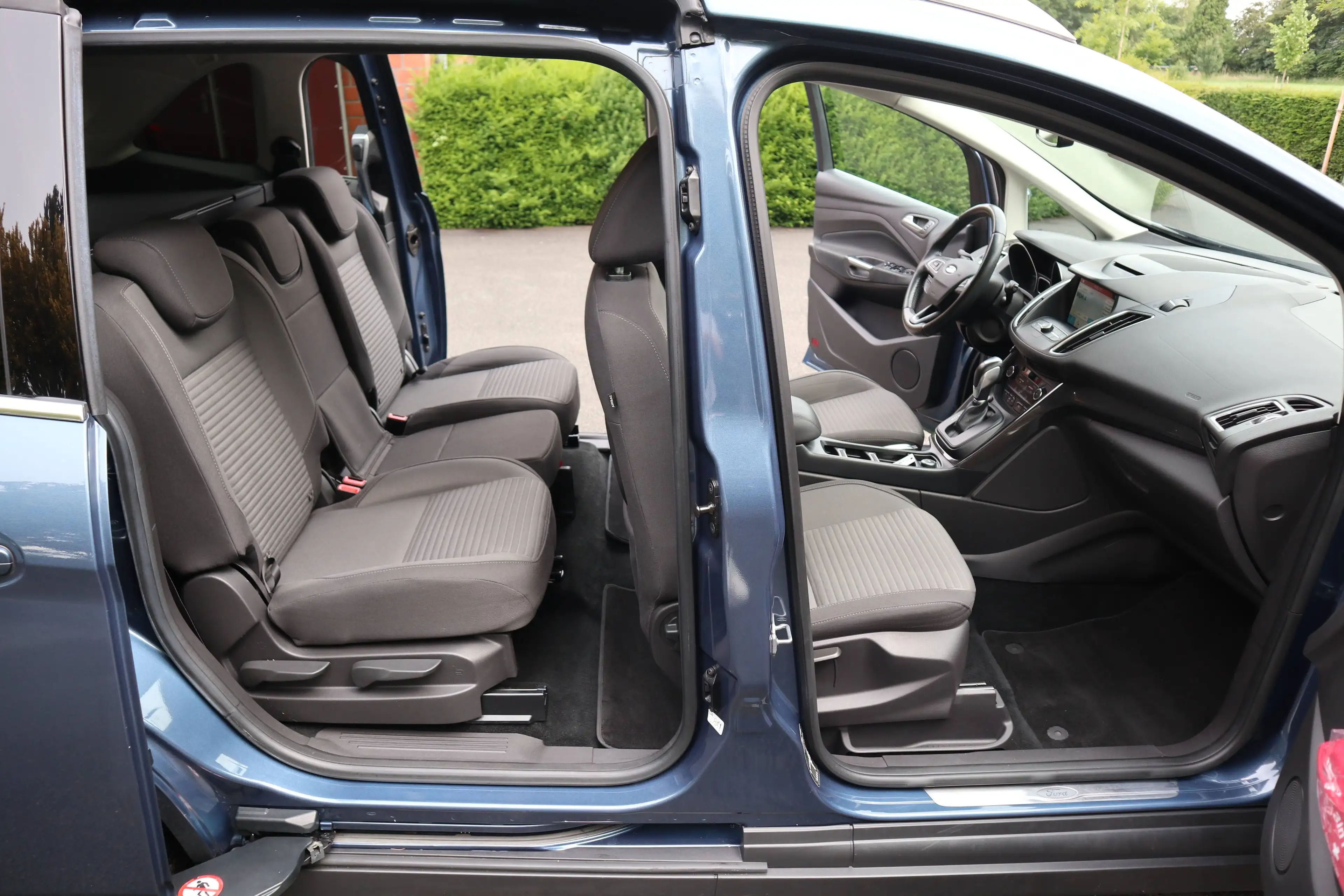 Ford Grand C-Max Titanium 1,5 Benziner*Top Ausstattung*Garantie* — photo 12