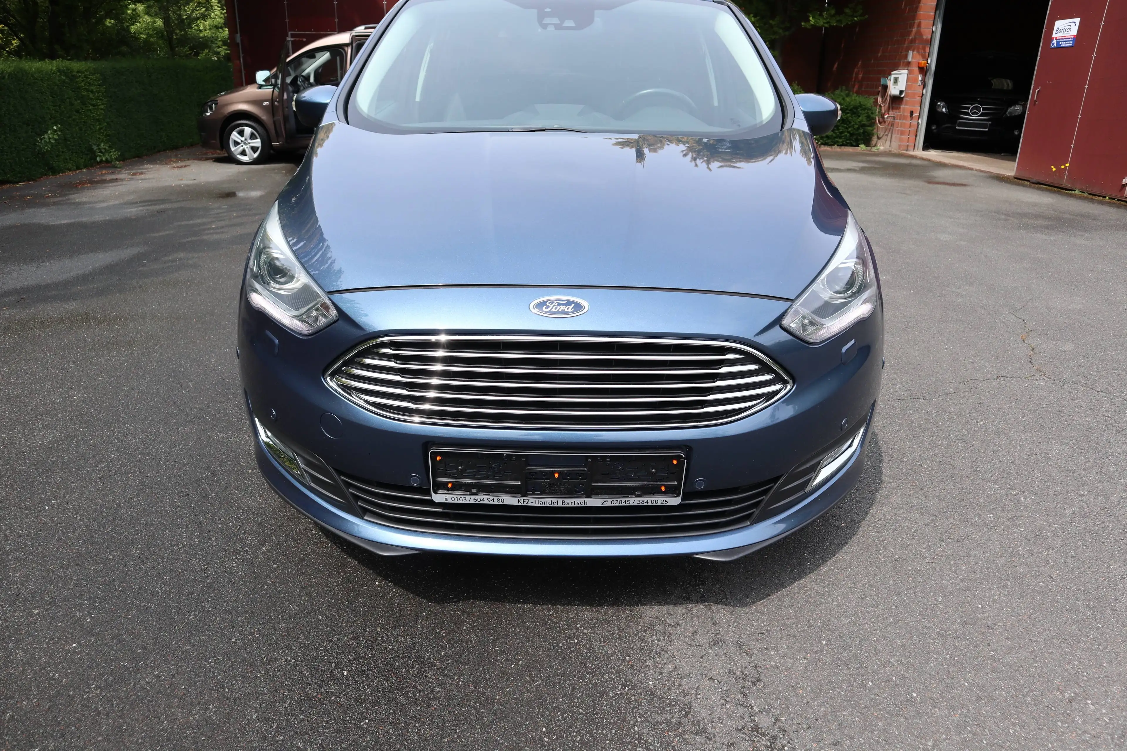 Ford Grand C-Max Titanium 1,5 Benziner*Top Ausstattung*Garantie* — photo 7
