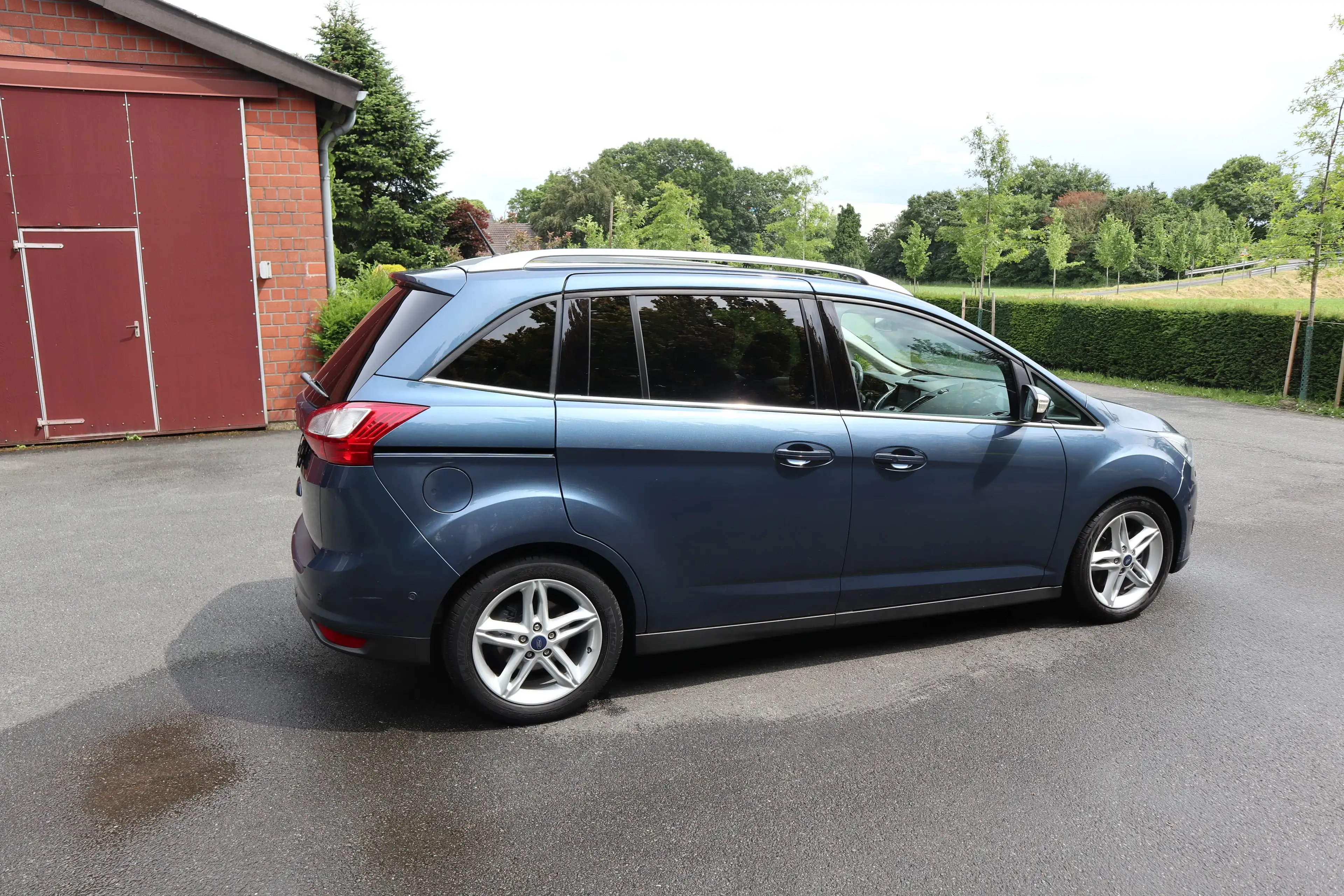 Ford Grand C-Max Titanium 1,5 Benziner*Top Ausstattung*Garantie* — photo 4