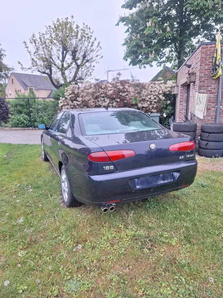 Alfa Romeo 166 2.5i V6 24v, foto 2