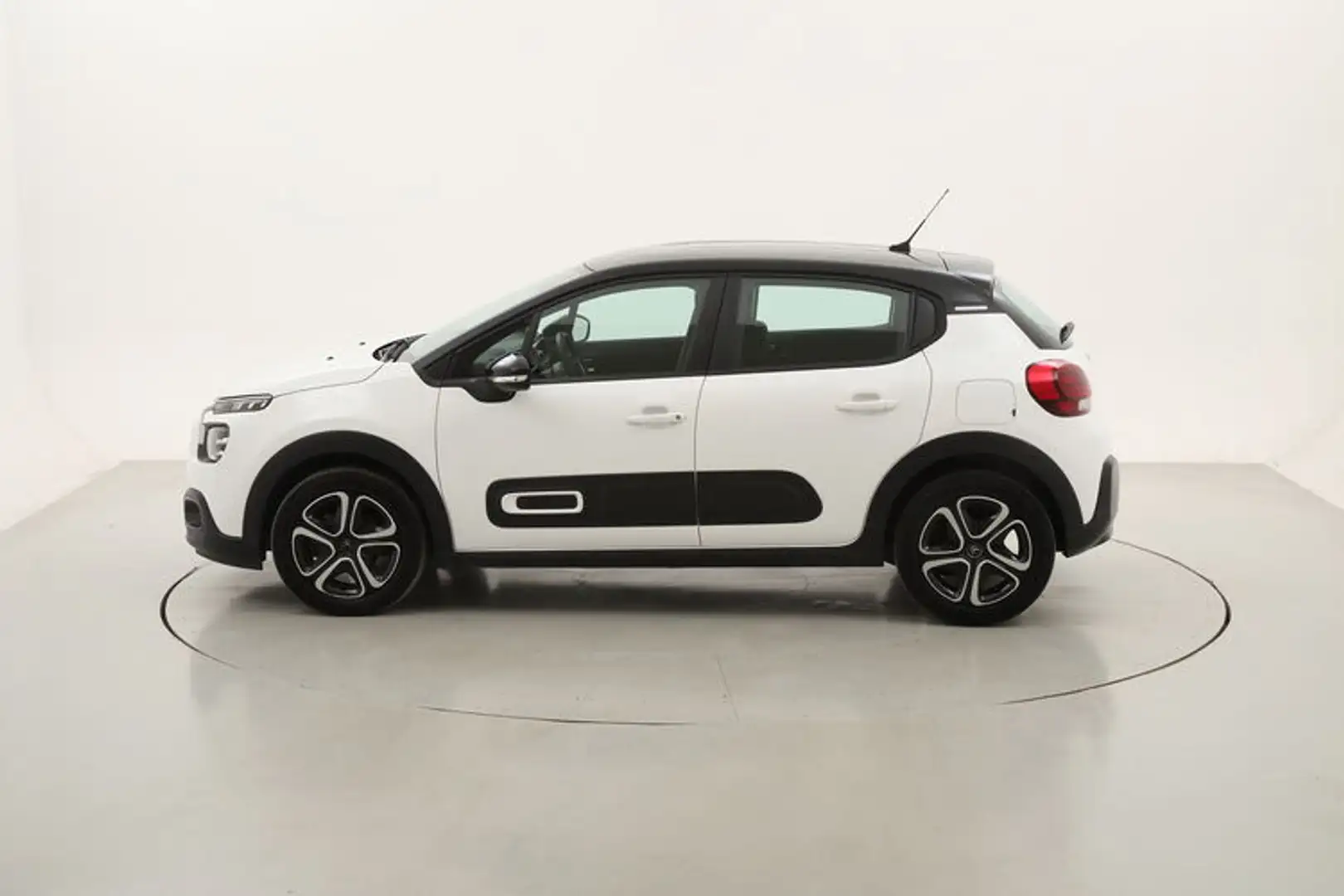 Citroen C3 Feel Pack 1.2 Benzina 83CV Bianco - 2