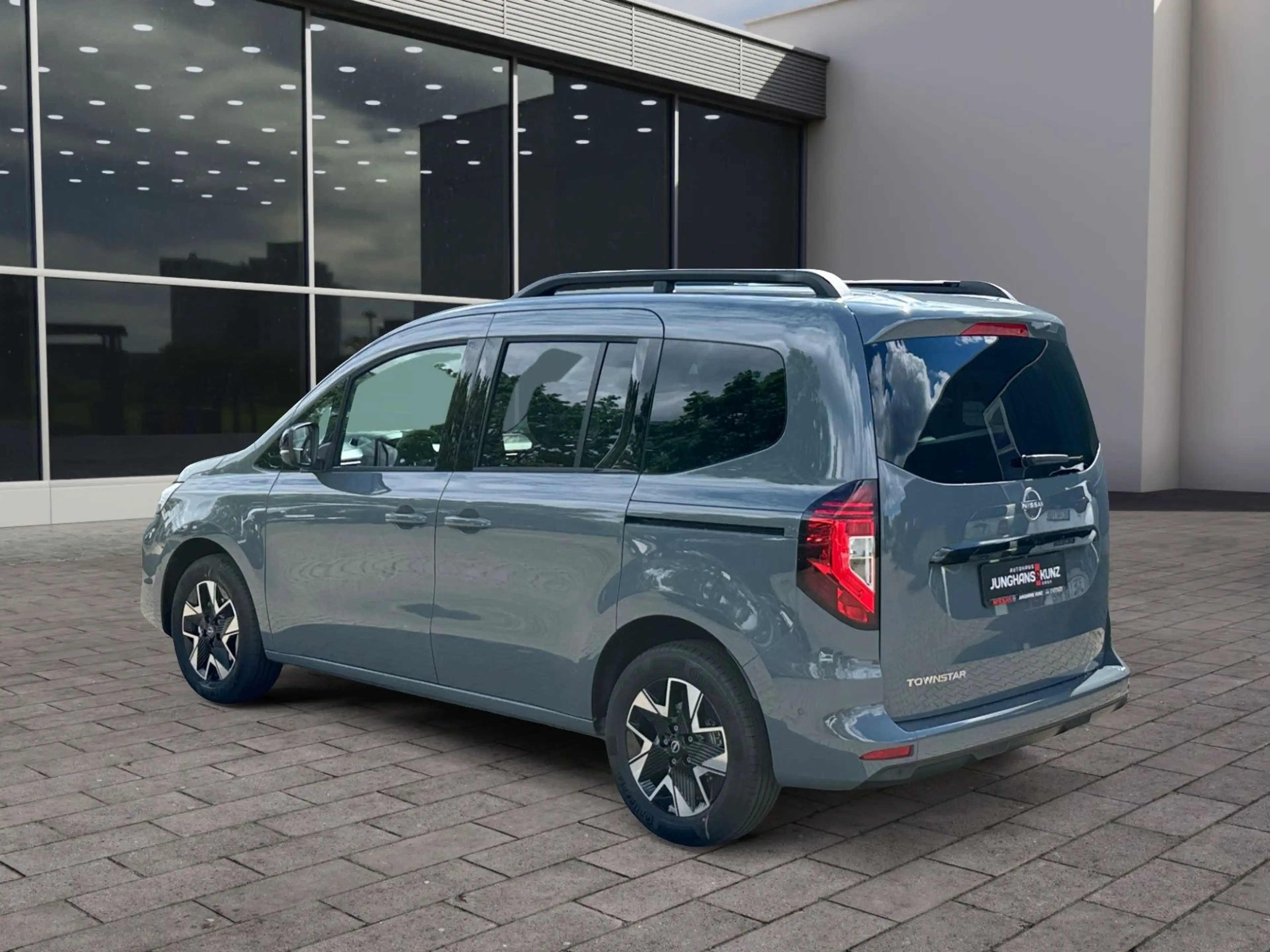 Nissan Townstar TOWNSTAR Kombi L1 1.3 DIG-T 6MT TEKNA 130 PS KAM — photo 5