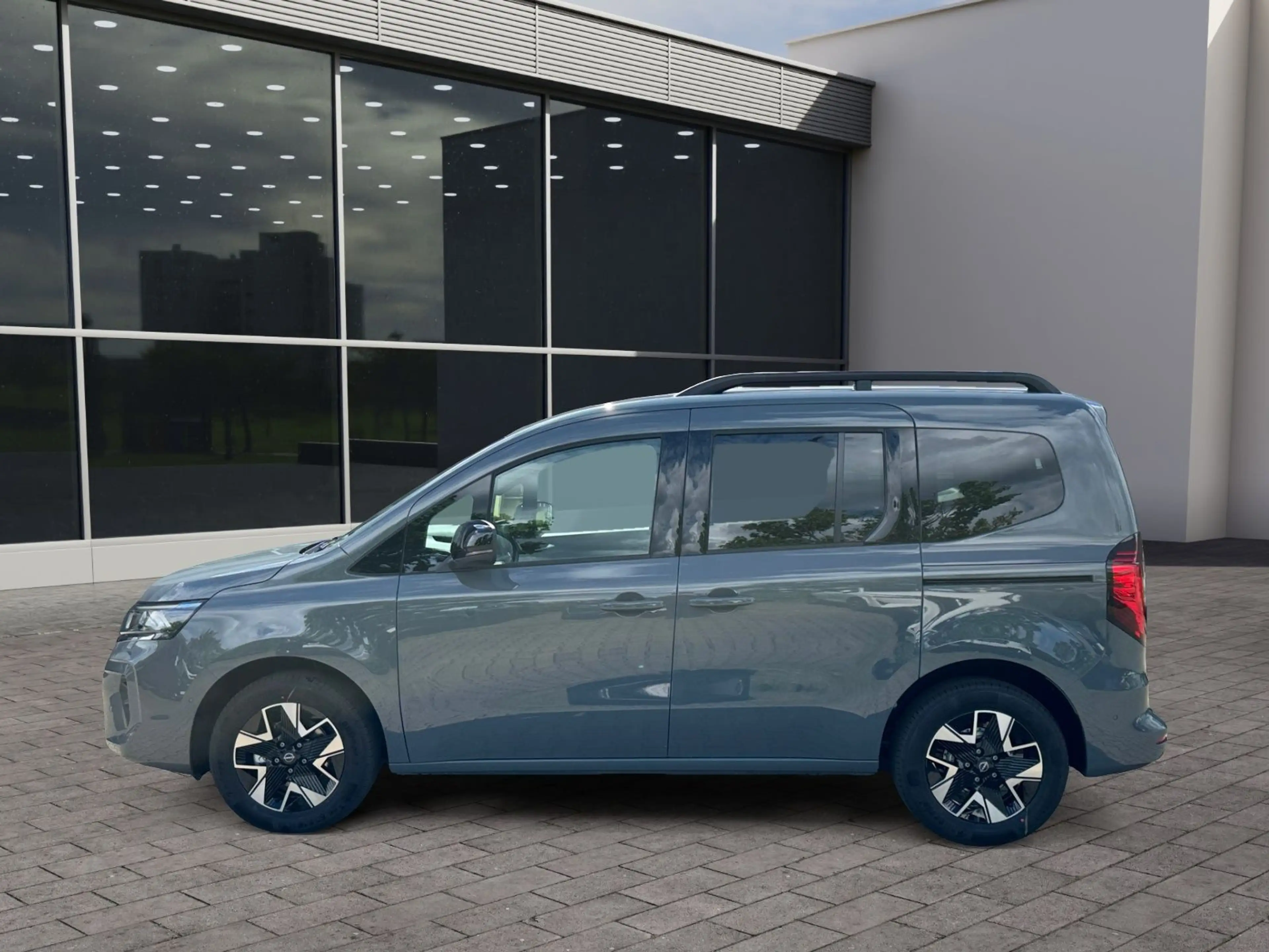 Nissan Townstar TOWNSTAR Kombi L1 1.3 DIG-T 6MT TEKNA 130 PS KAM — photo 4
