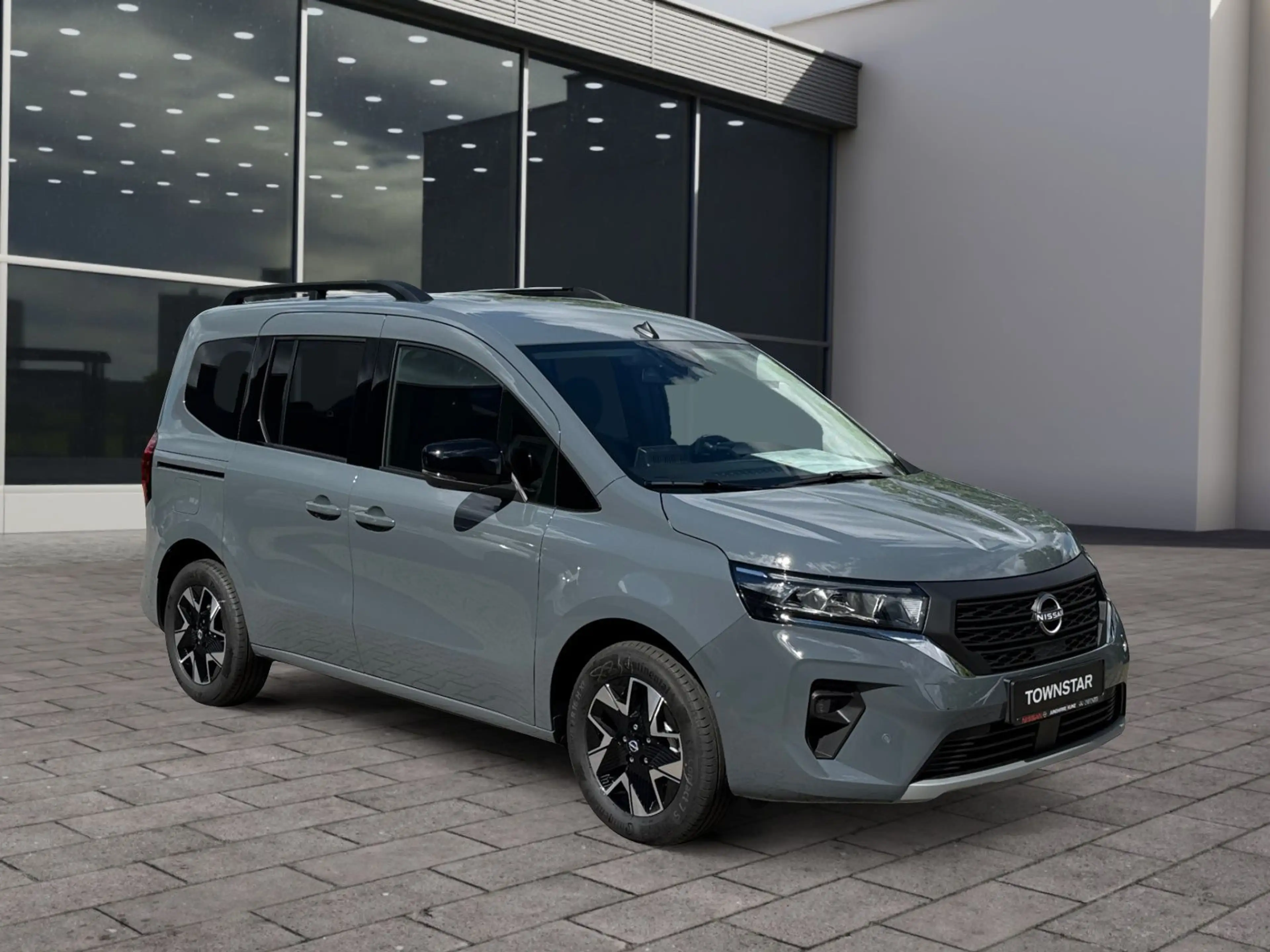 Nissan Townstar TOWNSTAR Kombi L1 1.3 DIG-T 6MT TEKNA 130 PS KAM — photo 9