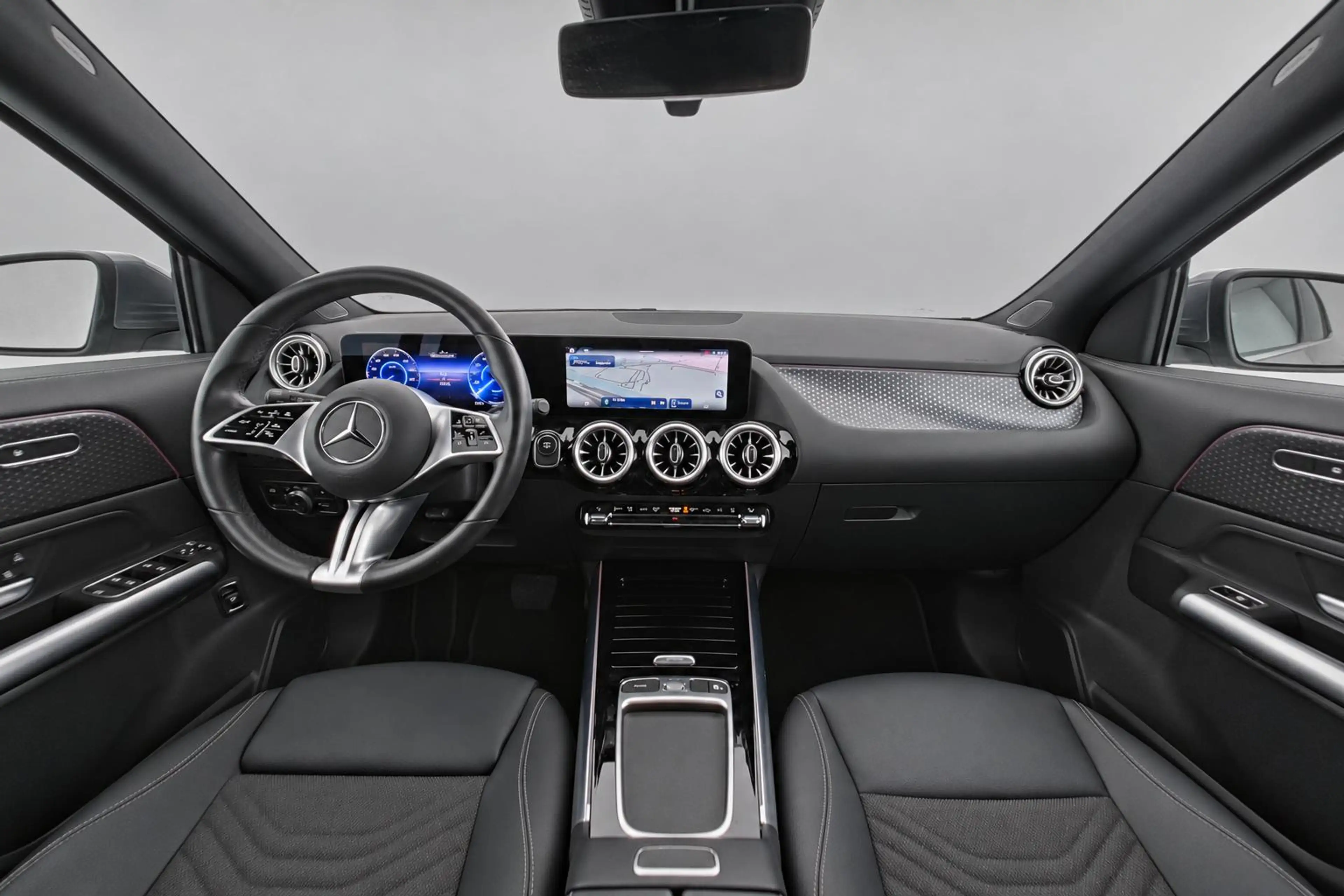 Mercedes-Benz EQA 250 250+ Business Line 71 kWh — photo 10