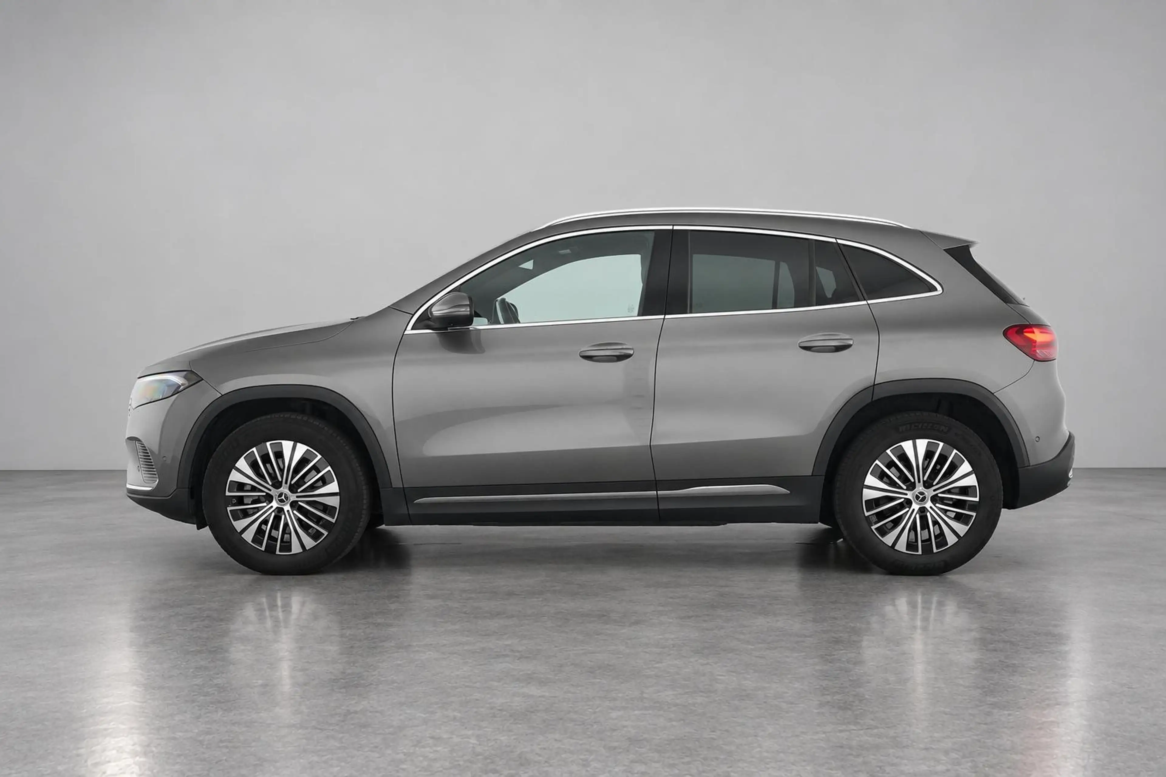 Mercedes-Benz EQA 250 250+ Business Line 71 kWh — photo 9