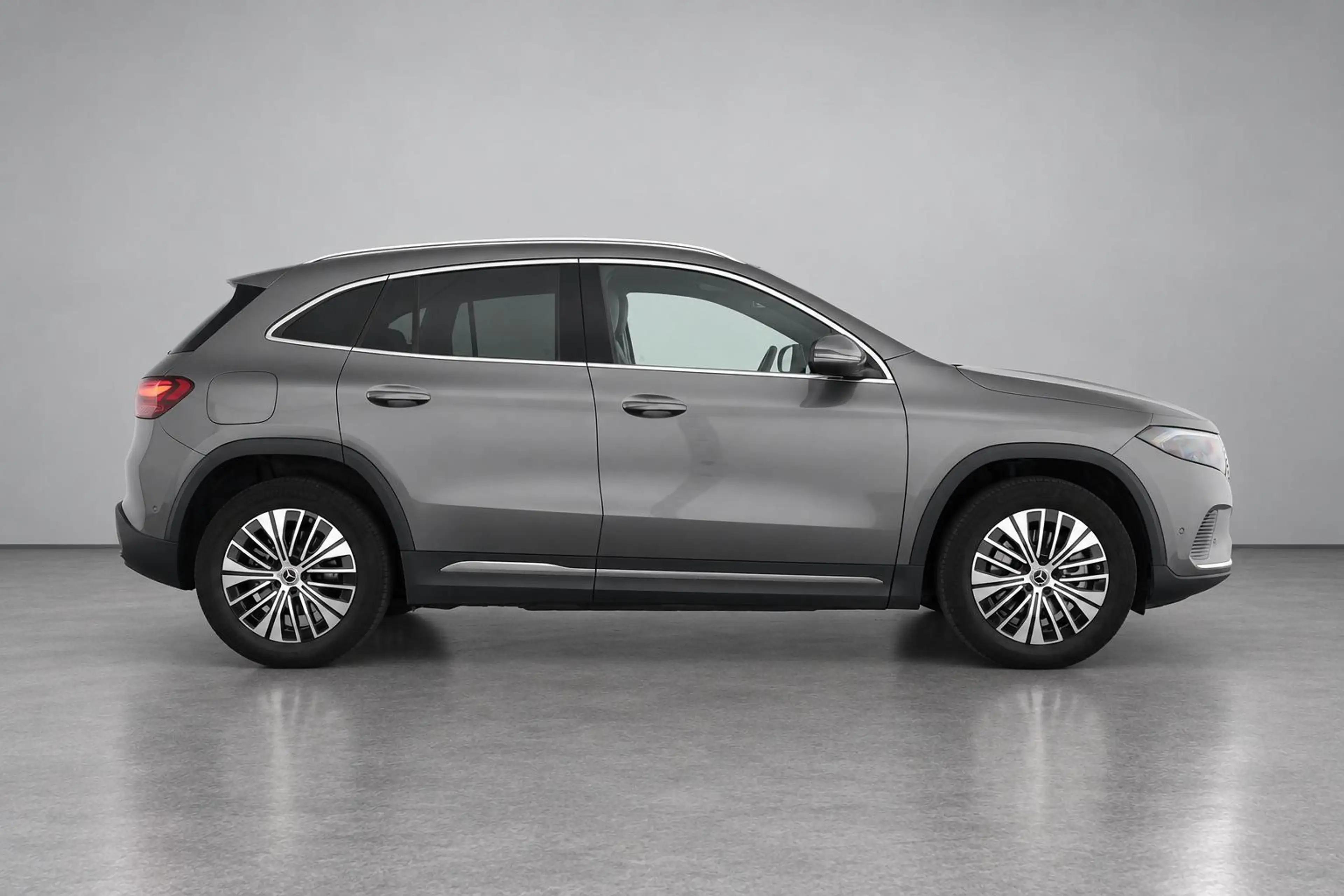 Mercedes-Benz EQA 250 250+ Business Line 71 kWh — photo 6