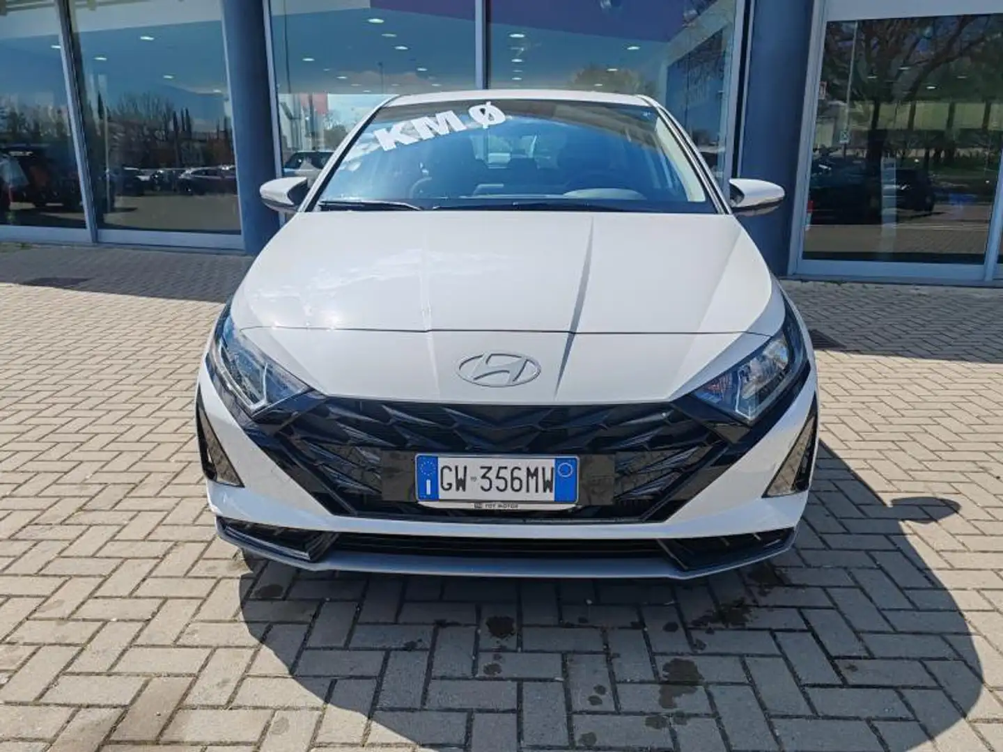 Hyundai i20 3ª serie 1.0 T-GDI 48V iMT Connectline Bianco - 2