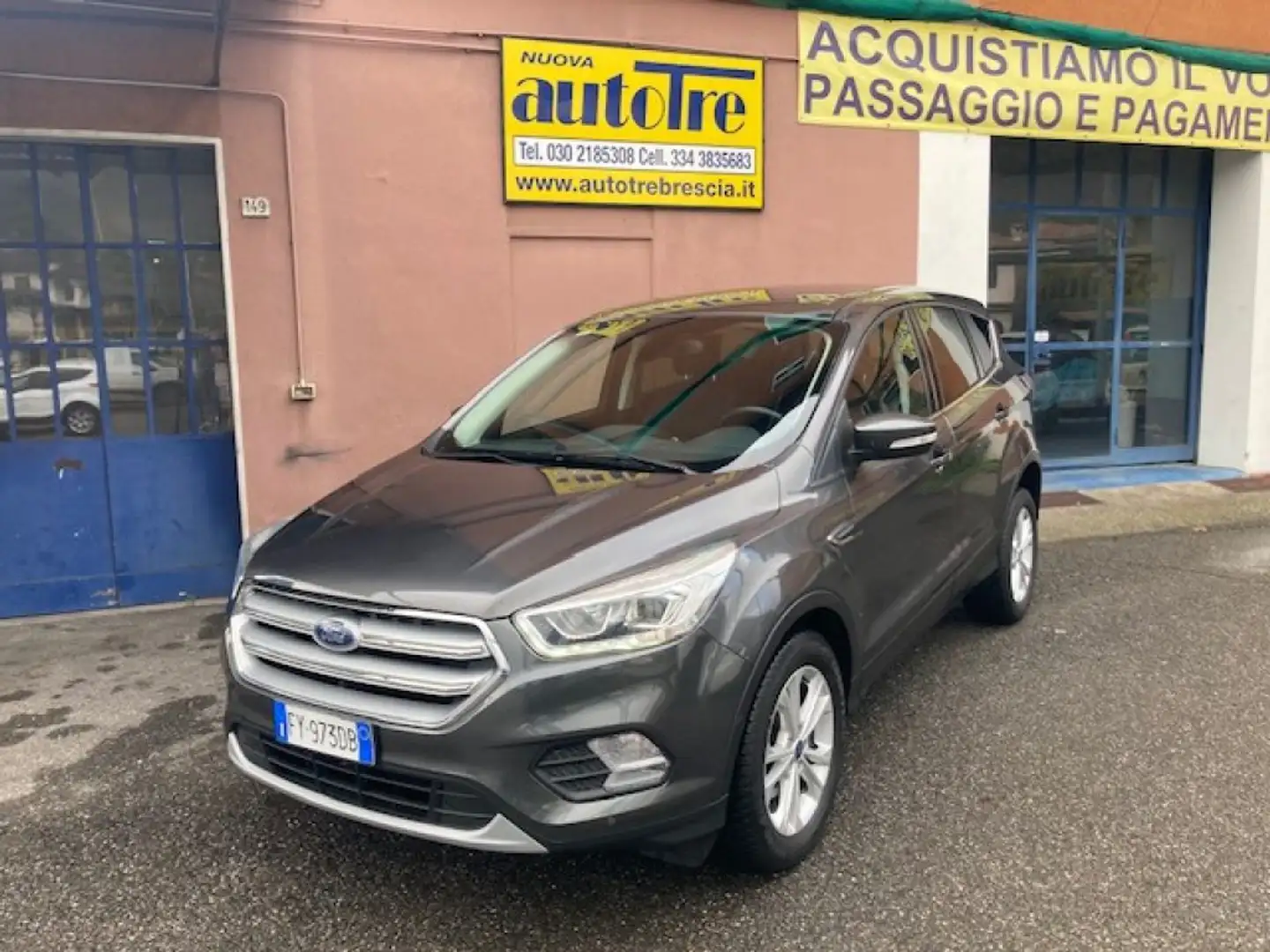 Ford Kuga 1.5 TDCI 120 CV S&S 2WD Powershift Edition Grijs - 1
