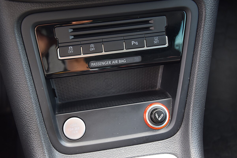 SEAT Alhambra Style 2,0 TDI DSG — photo 15