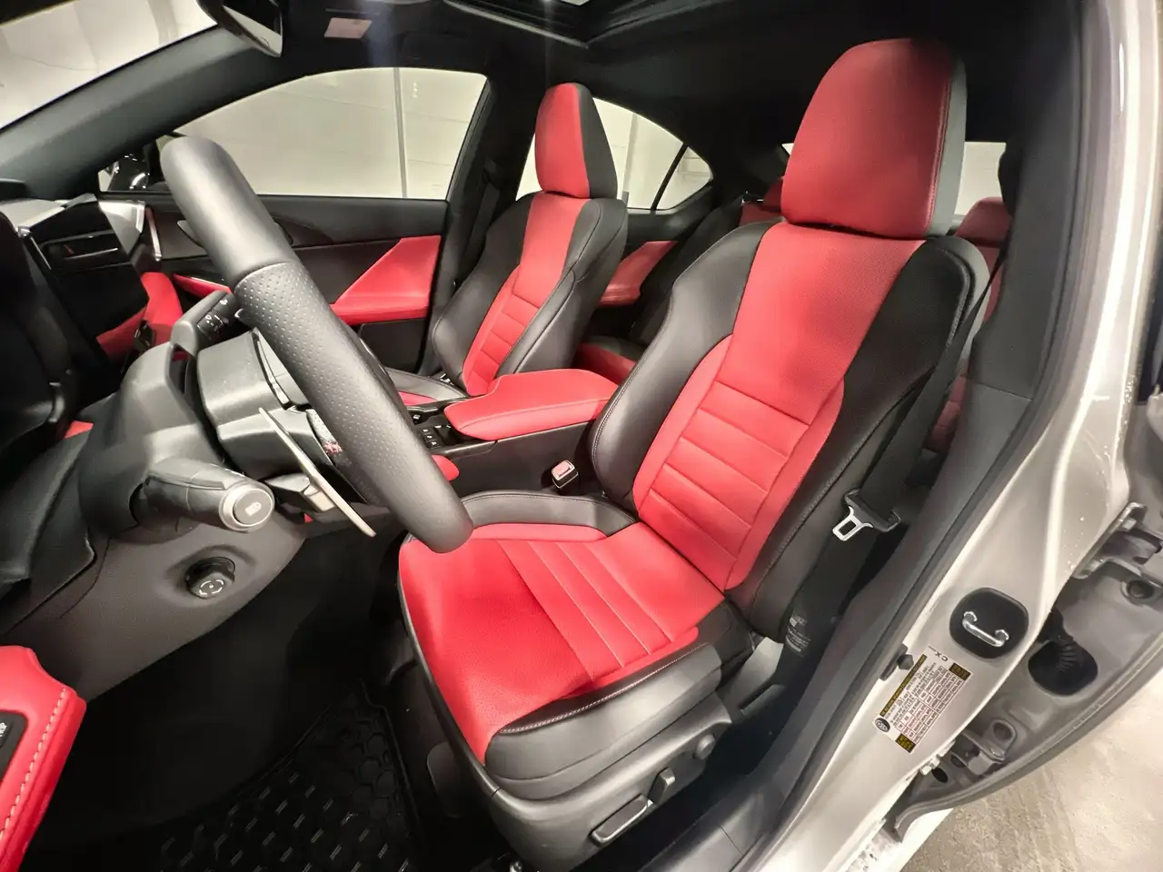 Lexus IS снимка Lexus IS
