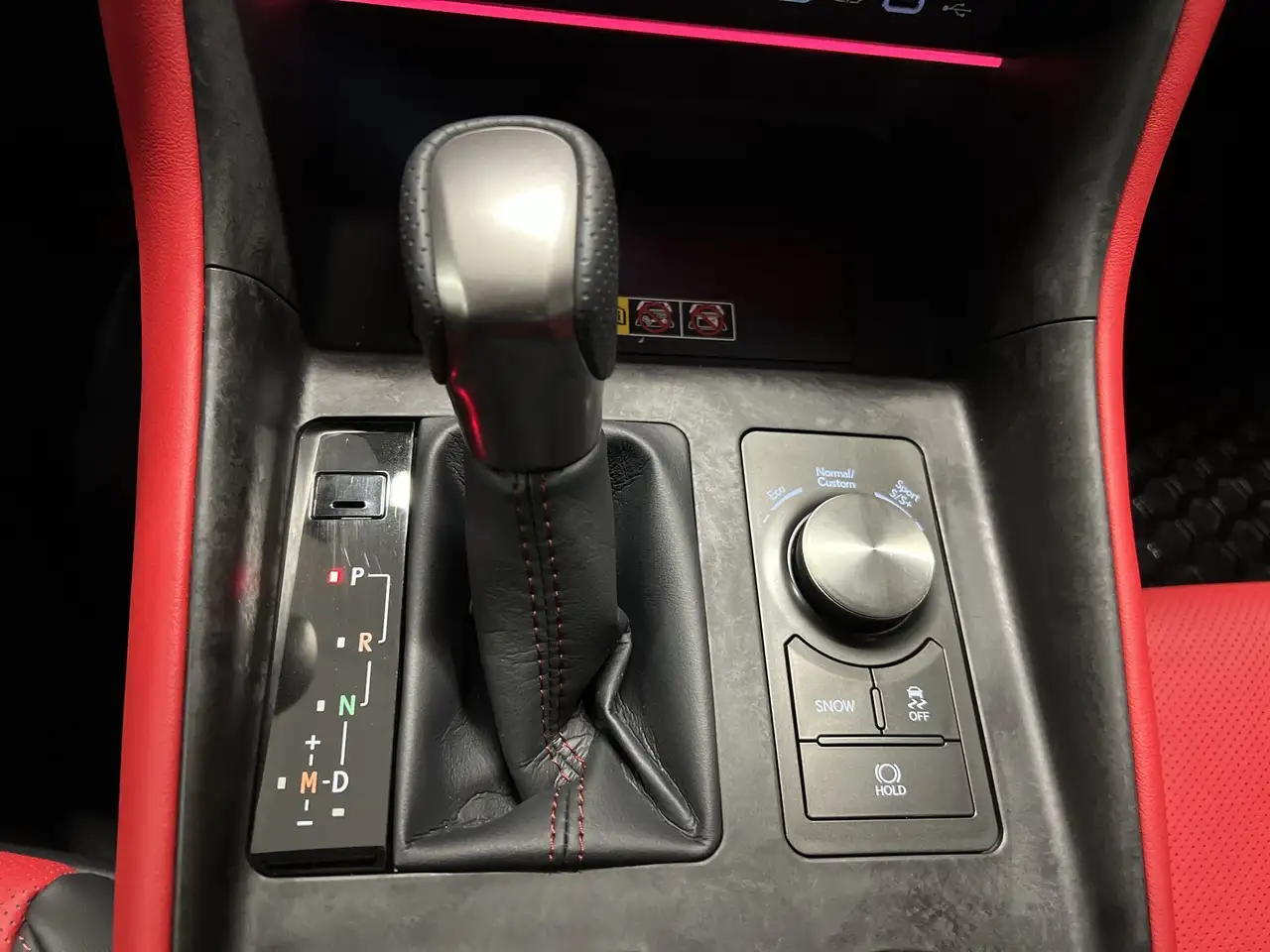 Lexus IS снимка Lexus IS