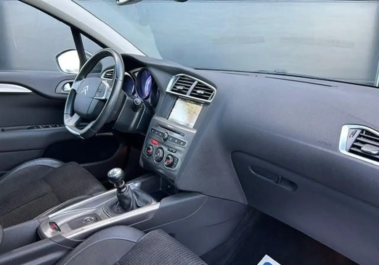 Citroen C4 Berline — photo 8