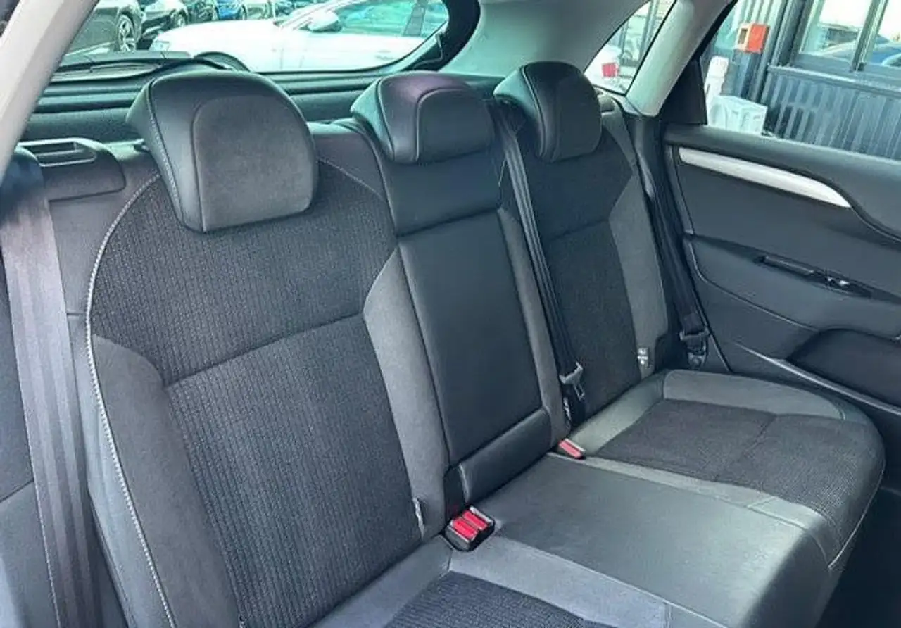 Citroen C4 Berline — photo 7