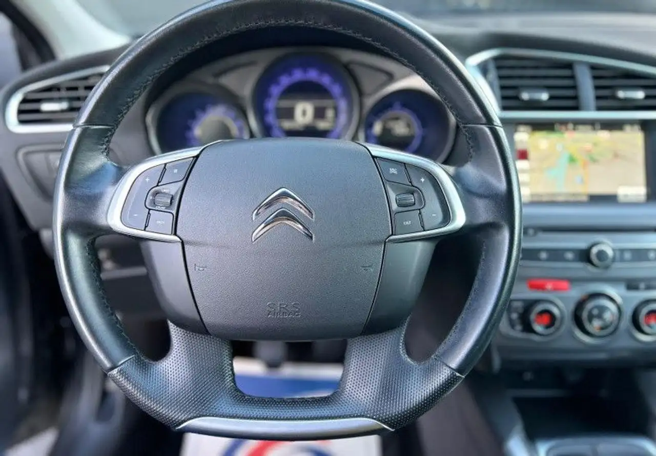 Citroen C4 Berline — photo 11