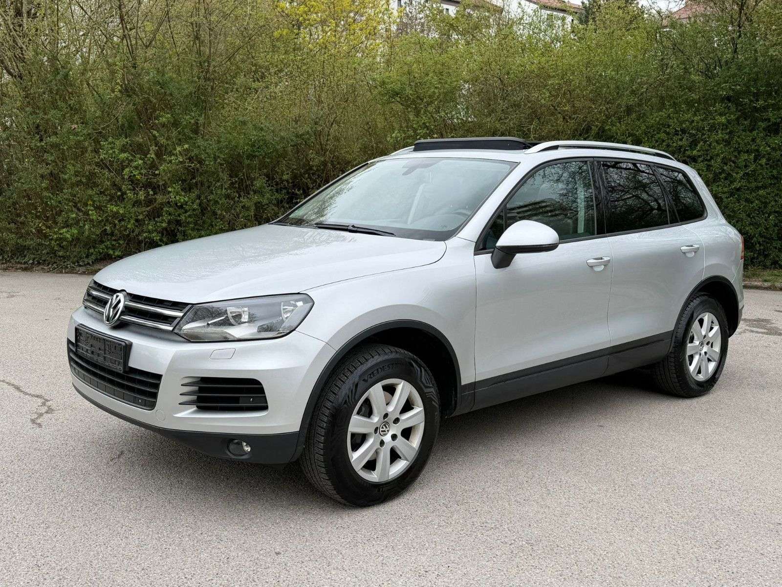 Second hand Volkswagen Touareg 3.0 TDI