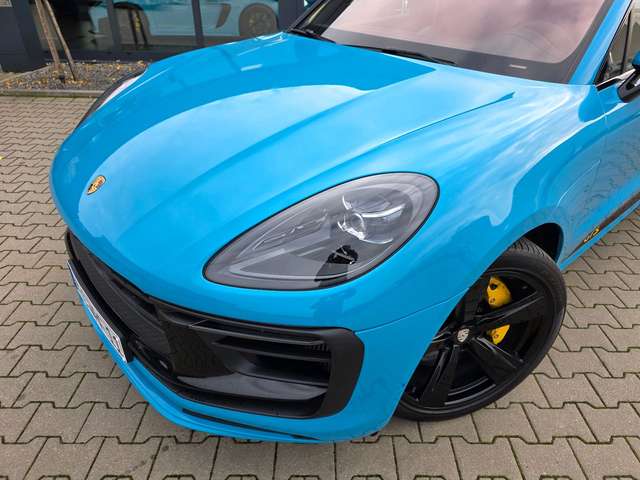 Porsche Macan GTS*PCCB*AHK*PANO*STHZG*21Zoll*PAW*