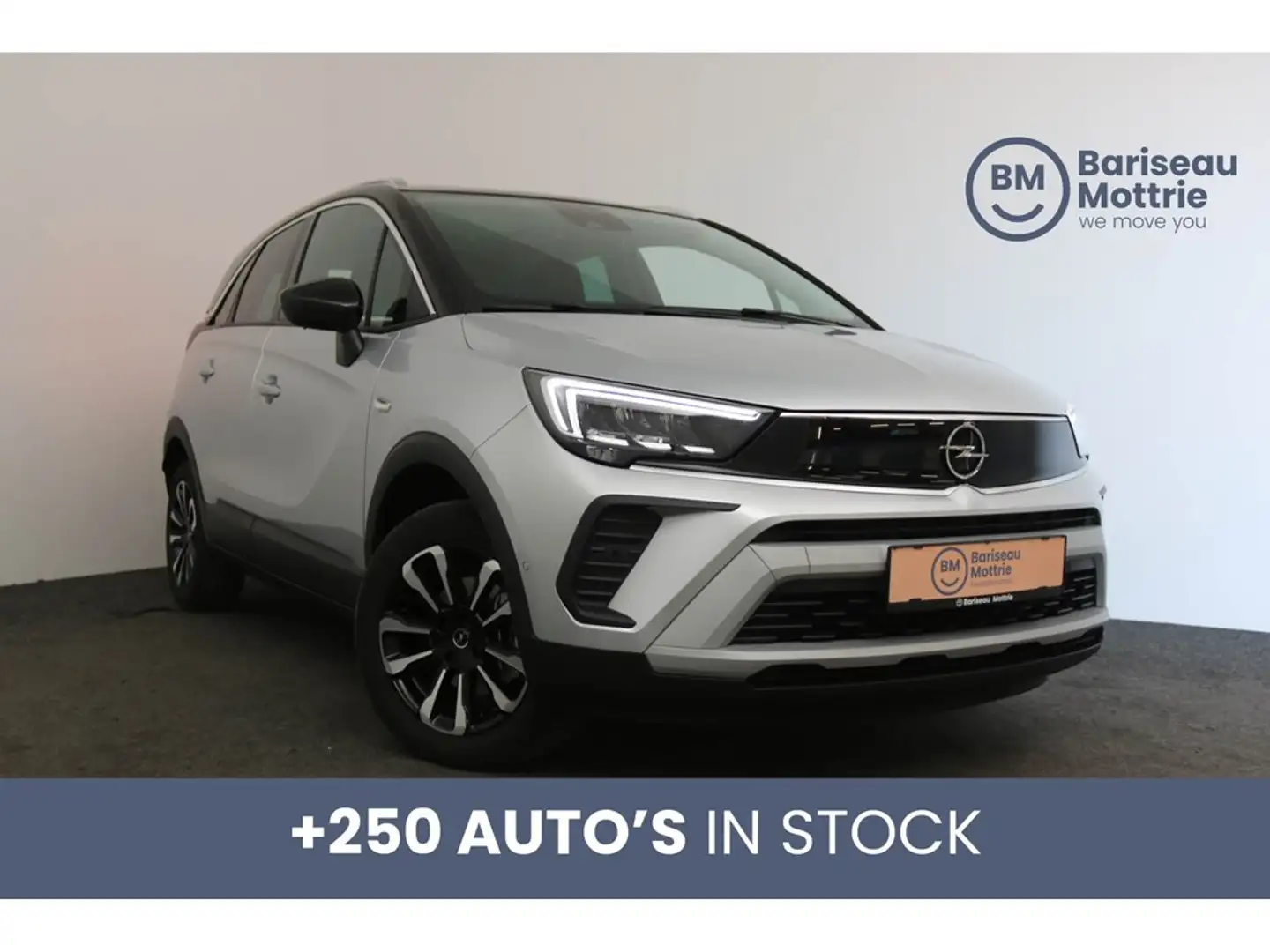 Opel Crossland BENZINE 110PK *PANO DAK*GPS*CARPLAY*DAB*LED*CAMERA Grijs - 1