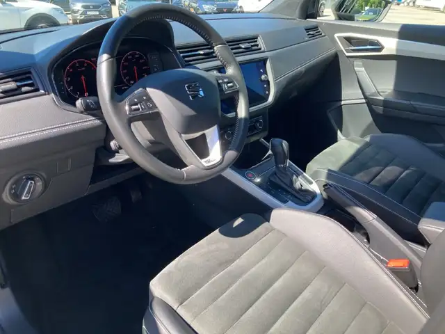 Seat Arona view 10