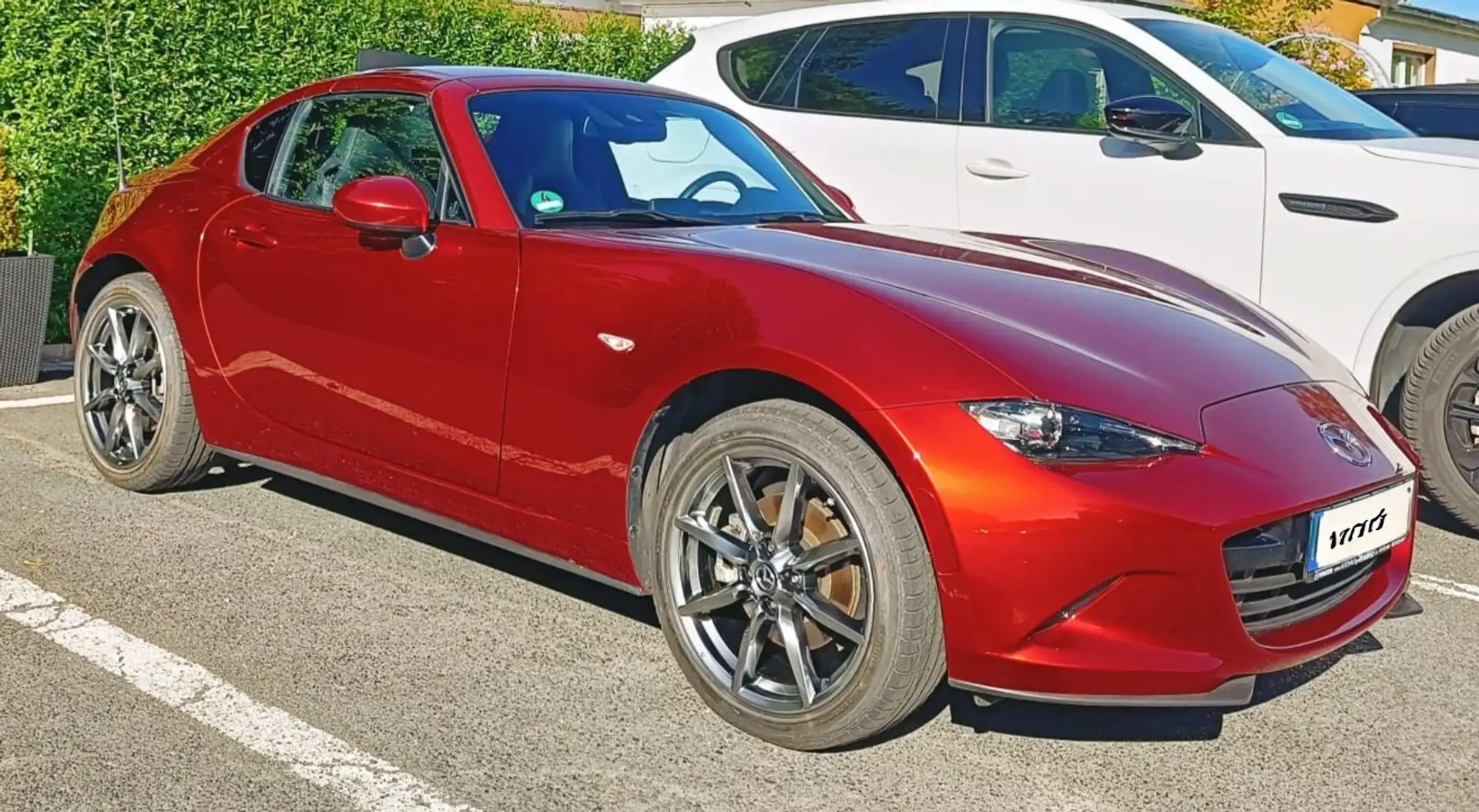 Mazda MX-5 Exclusive-Line RF Rot - 1