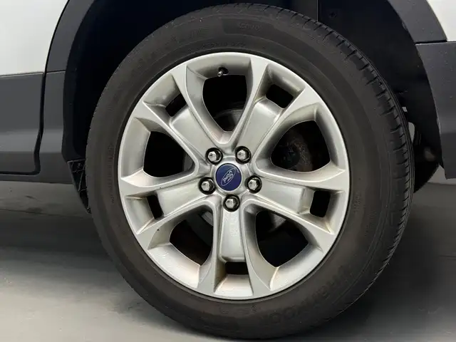 Ford Kuga view 9
