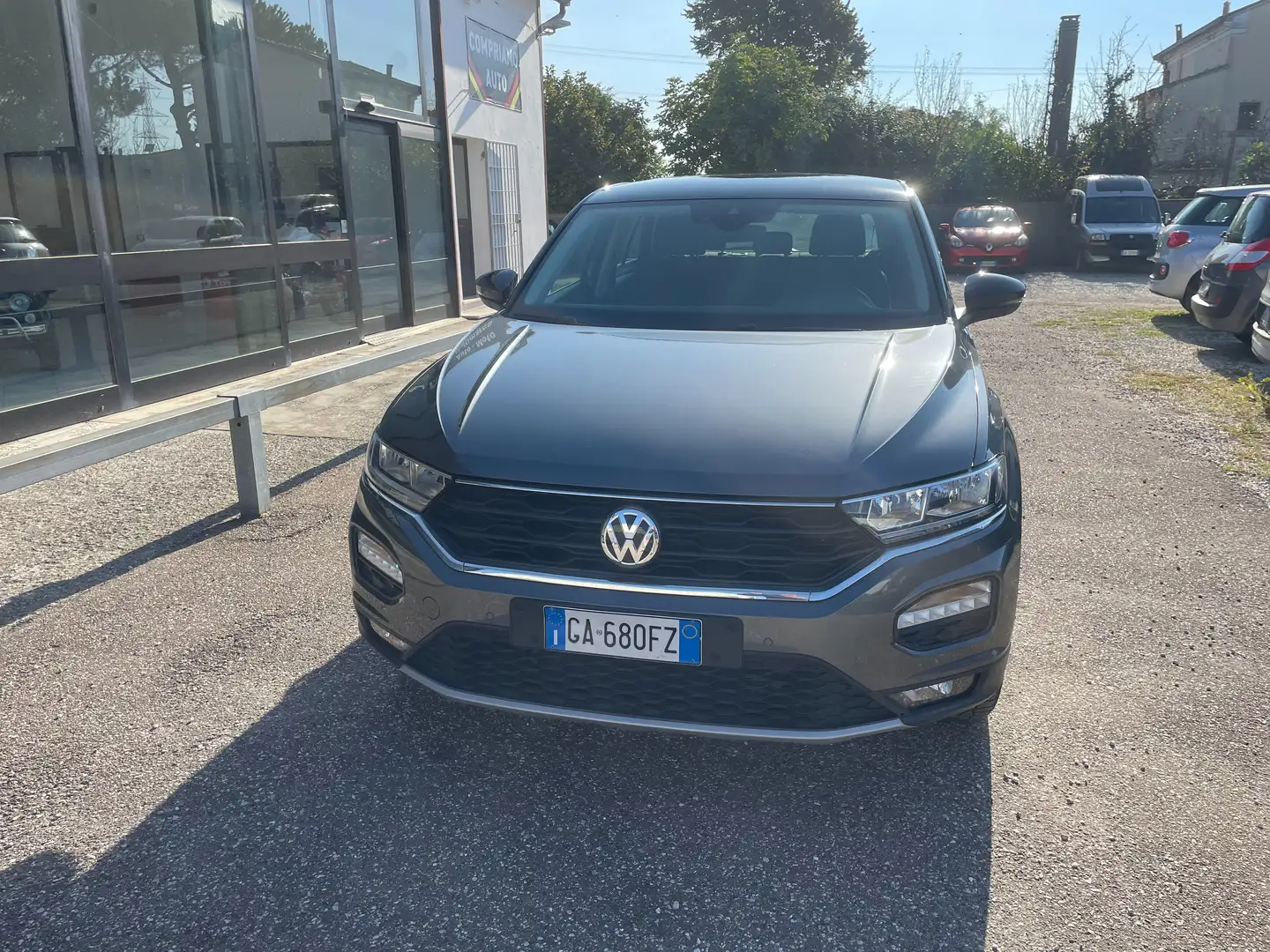 Volkswagen T-Roc T-Roc 1.0 tsi Style 115cv x neopatentati Grigio - 2