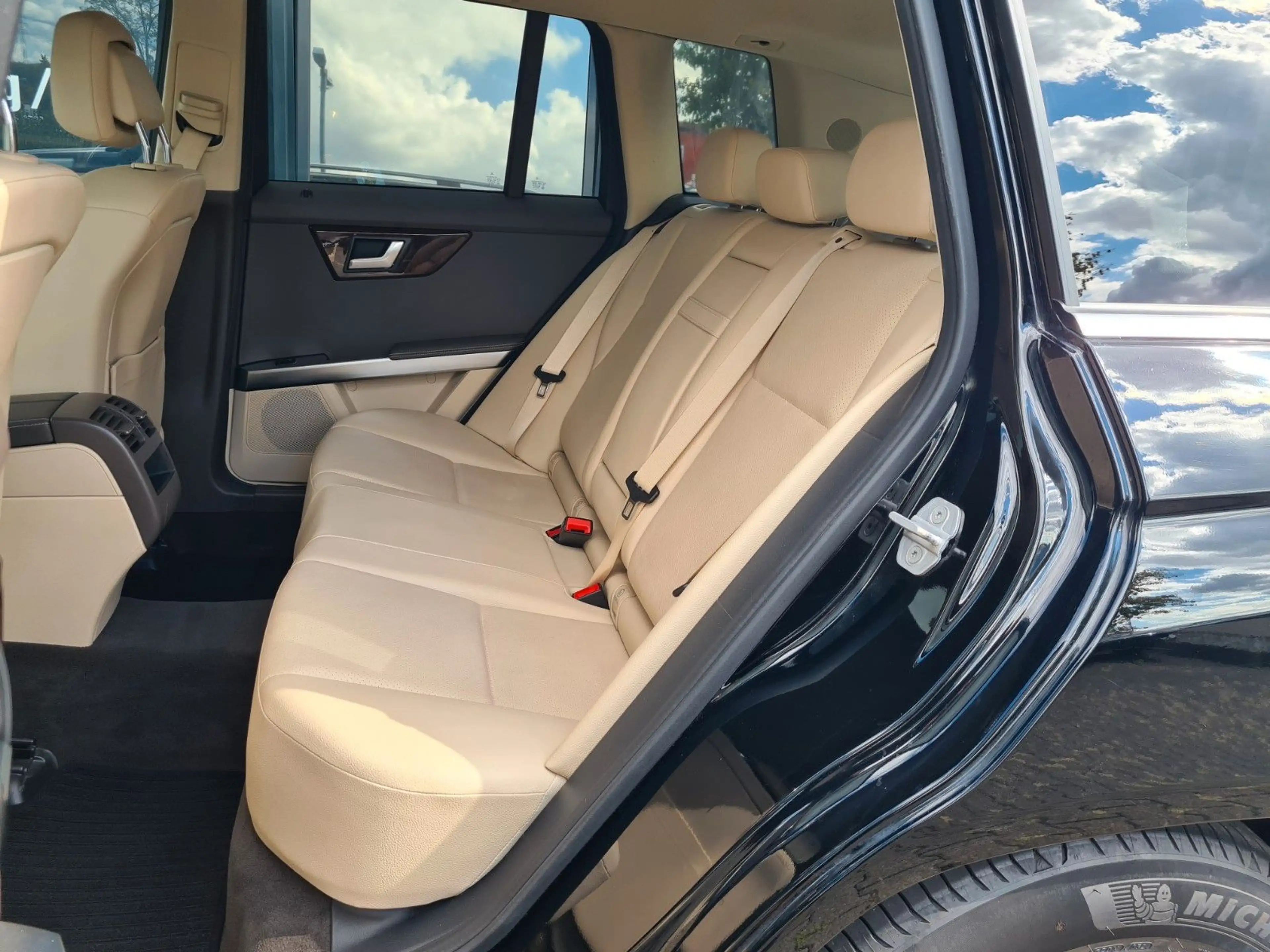 Mercedes-Benz GLK 220 4MATIC 7G - NAVI - LED - 8 x ALU - — photo 14