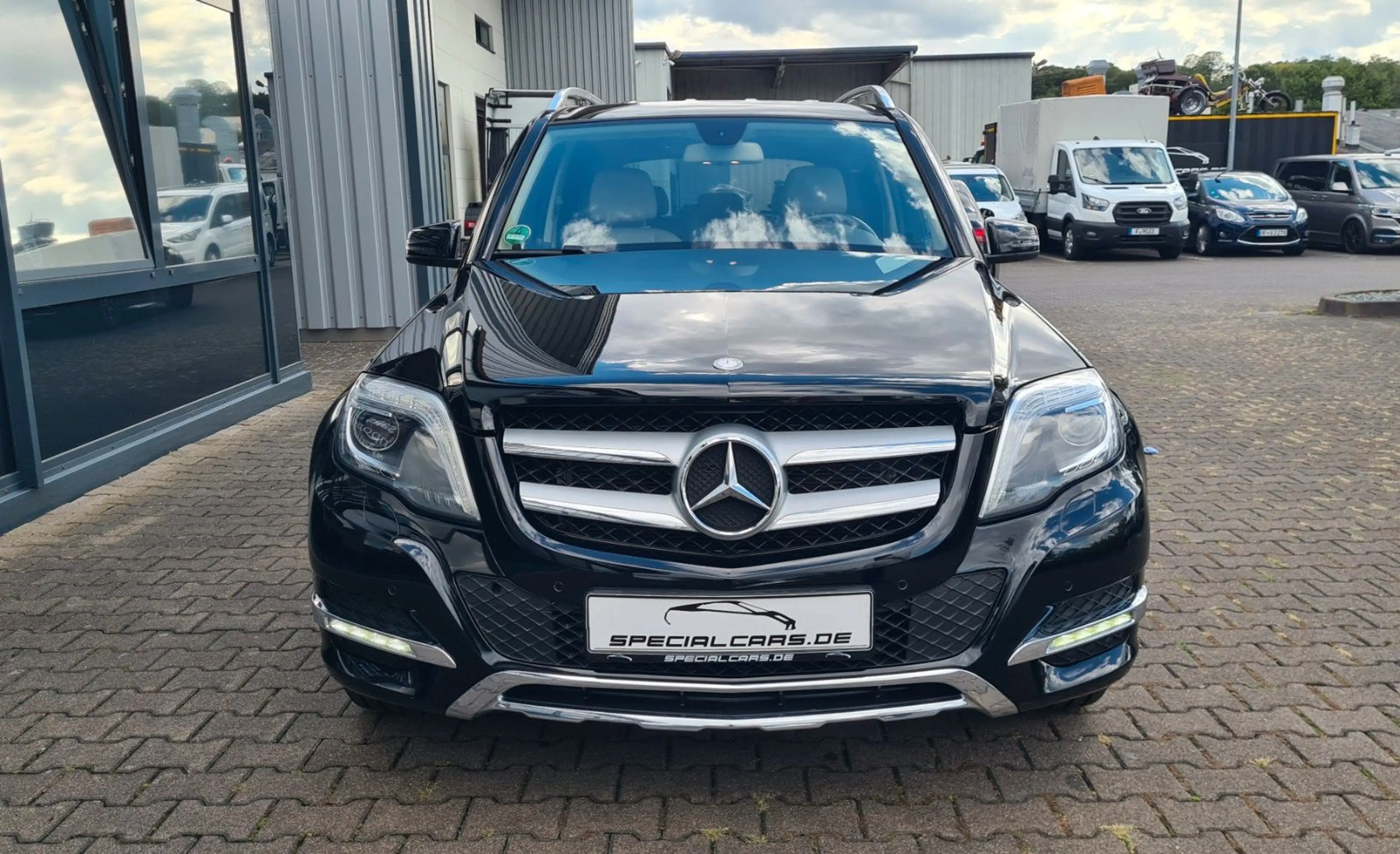 Mercedes-Benz GLK 220 4MATIC 7G - NAVI - LED - 8 x ALU - — photo 2
