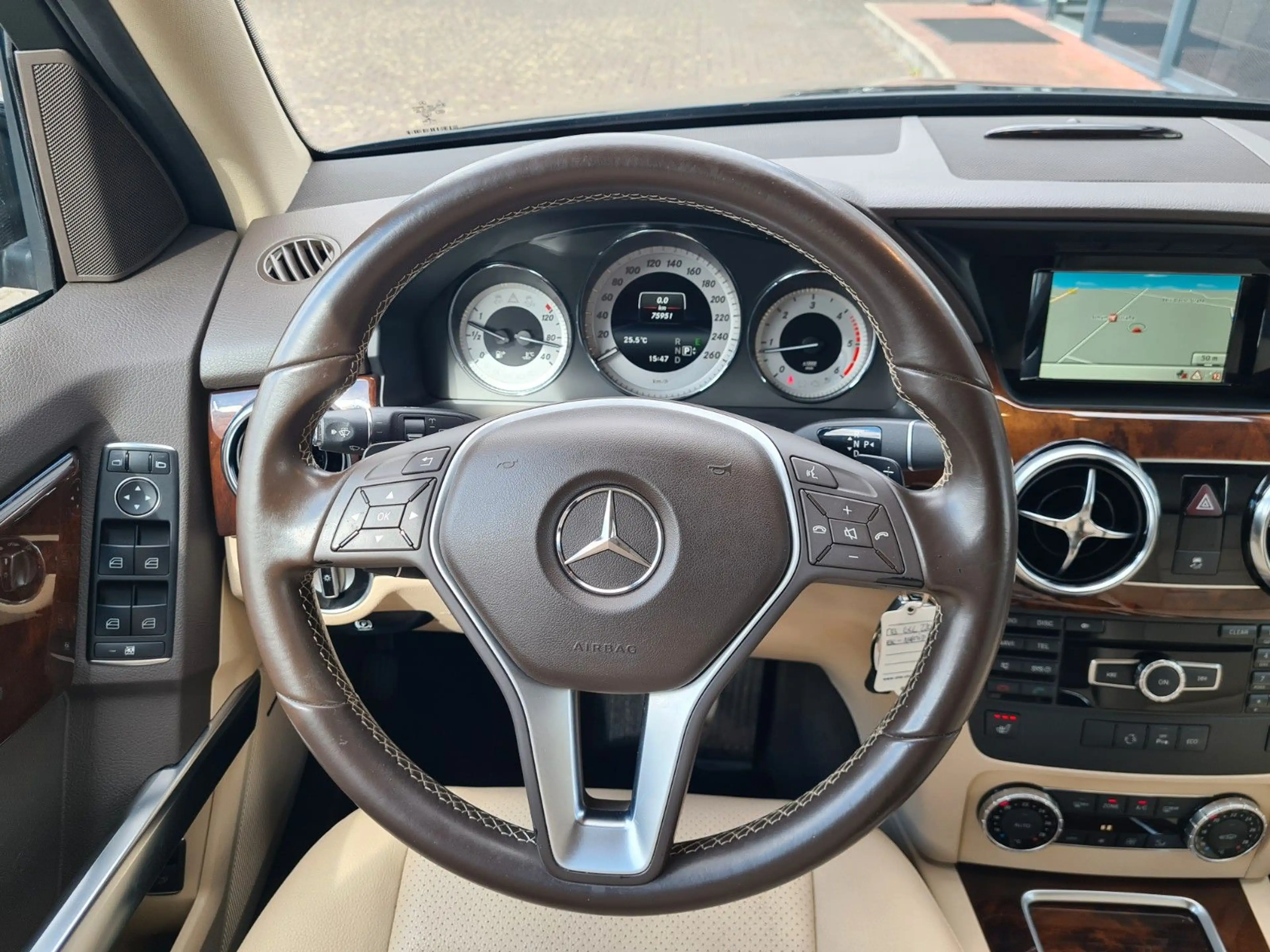 Mercedes-Benz GLK 220 4MATIC 7G - NAVI - LED - 8 x ALU - — photo 12