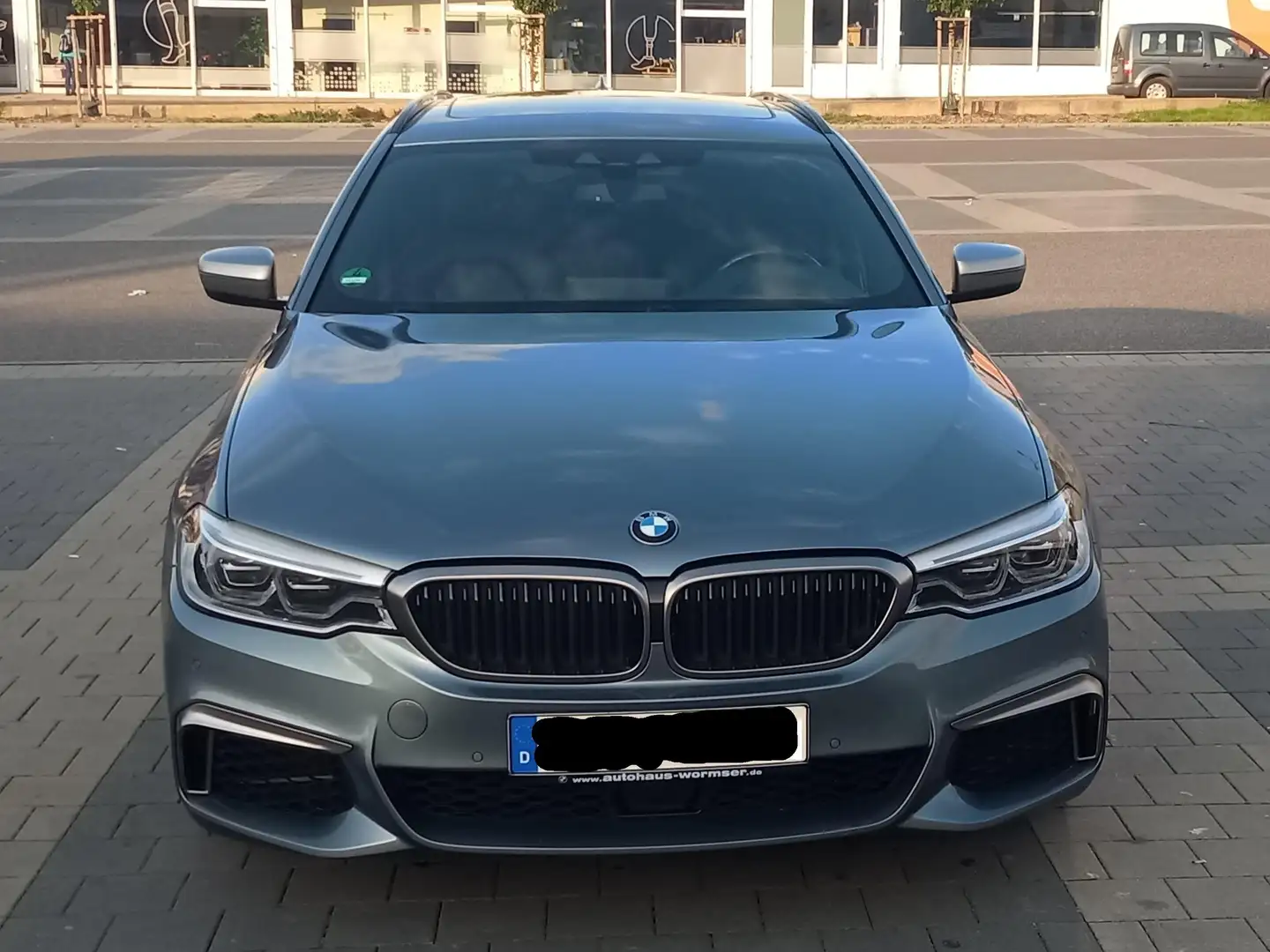BMW 550 5er Touring Diesel M550d xDrive Touring Aut. Gris - 1