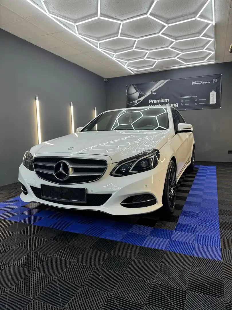 Mercedes-Benz E 220 BlueTEC Elegance A-Edition Plus Aut. PLUS - 1