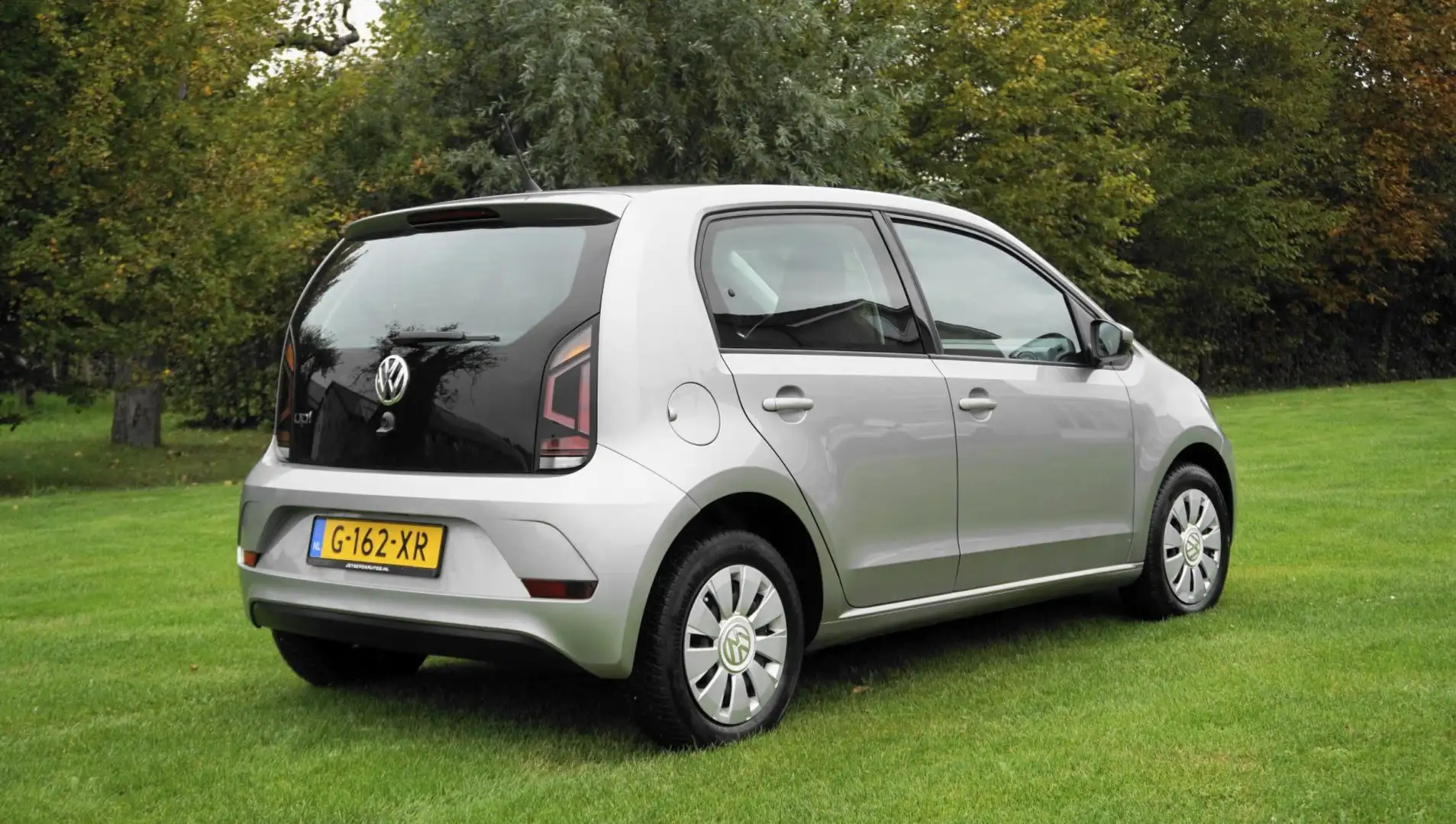 Volkswagen up! 1.0 BMT move up! 5 drs Airco blue tooth Gris - 2