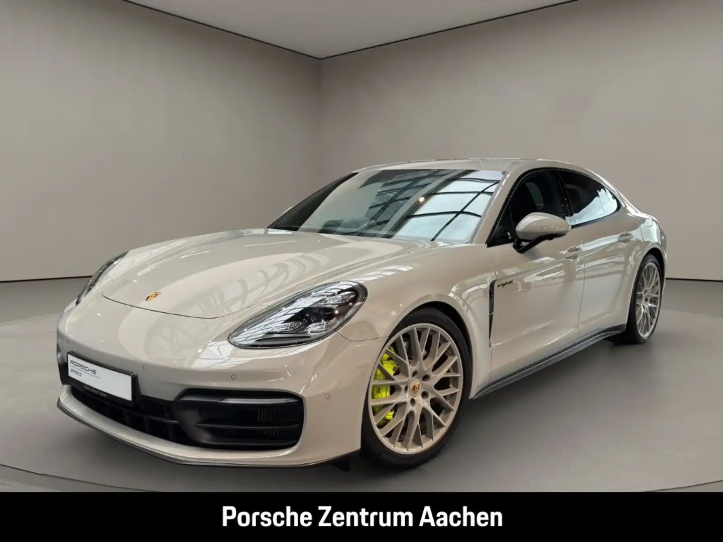 Porsche Panamera 4 E-Hybrid Surround-View Luftfederung Белый - 1