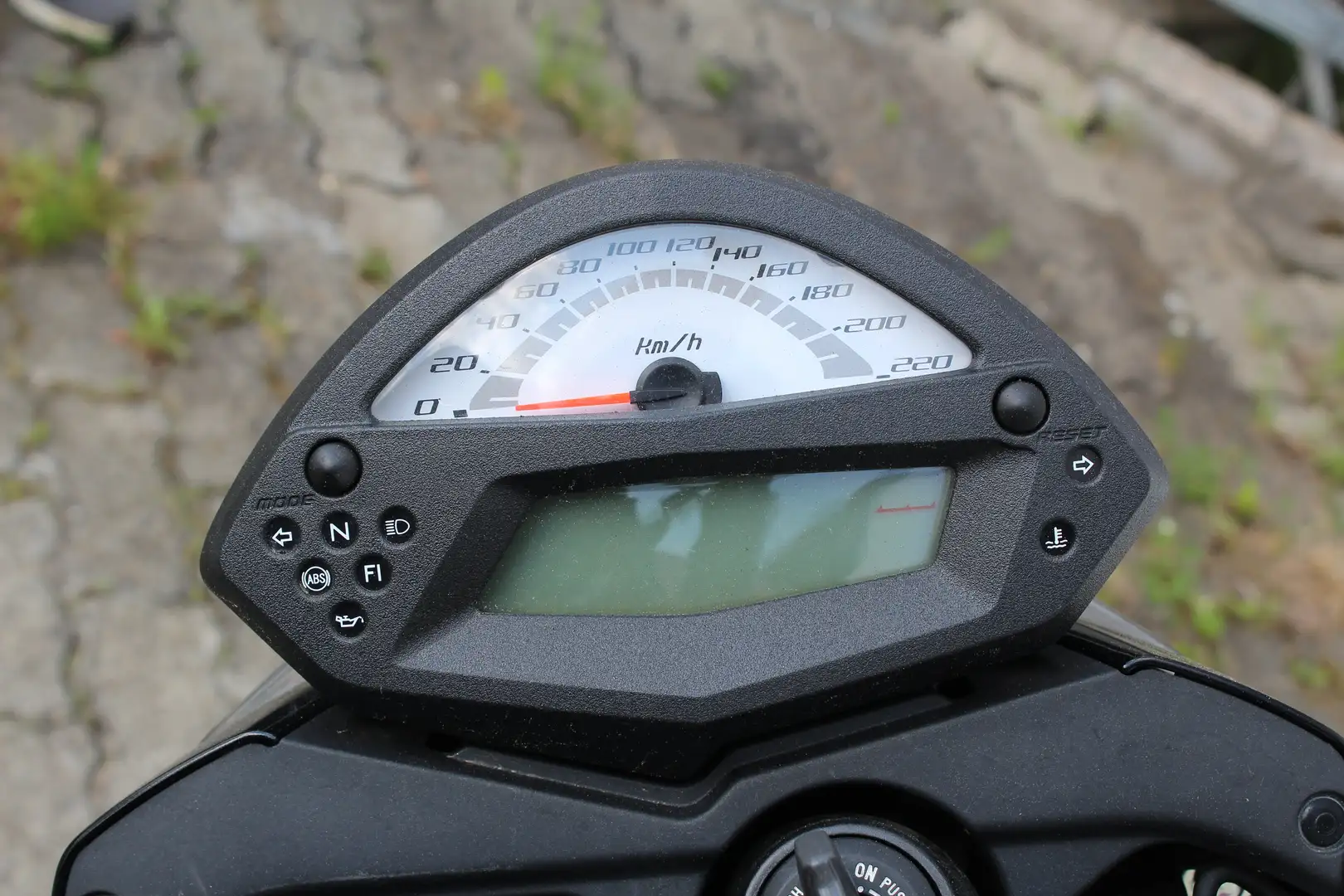 Kawasaki ER - 6 N Noir - 2