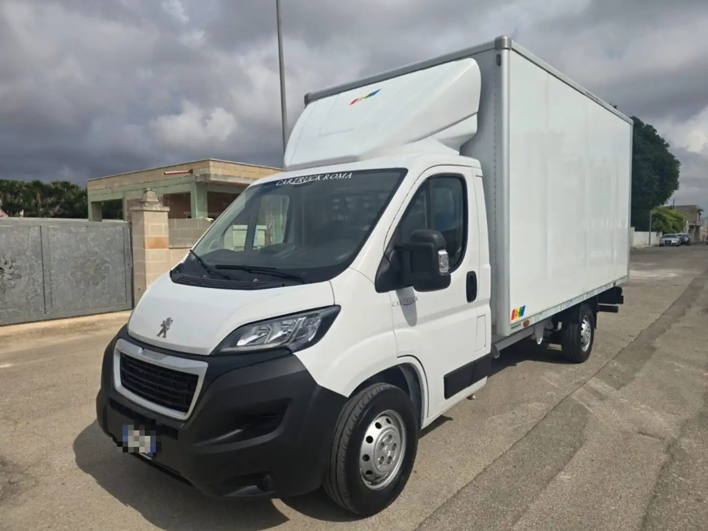 Peugeot Boxer 435 2.2 BlueHDi 140 S&S PLM-SL CASSA E SPONDA Weiß - 1
