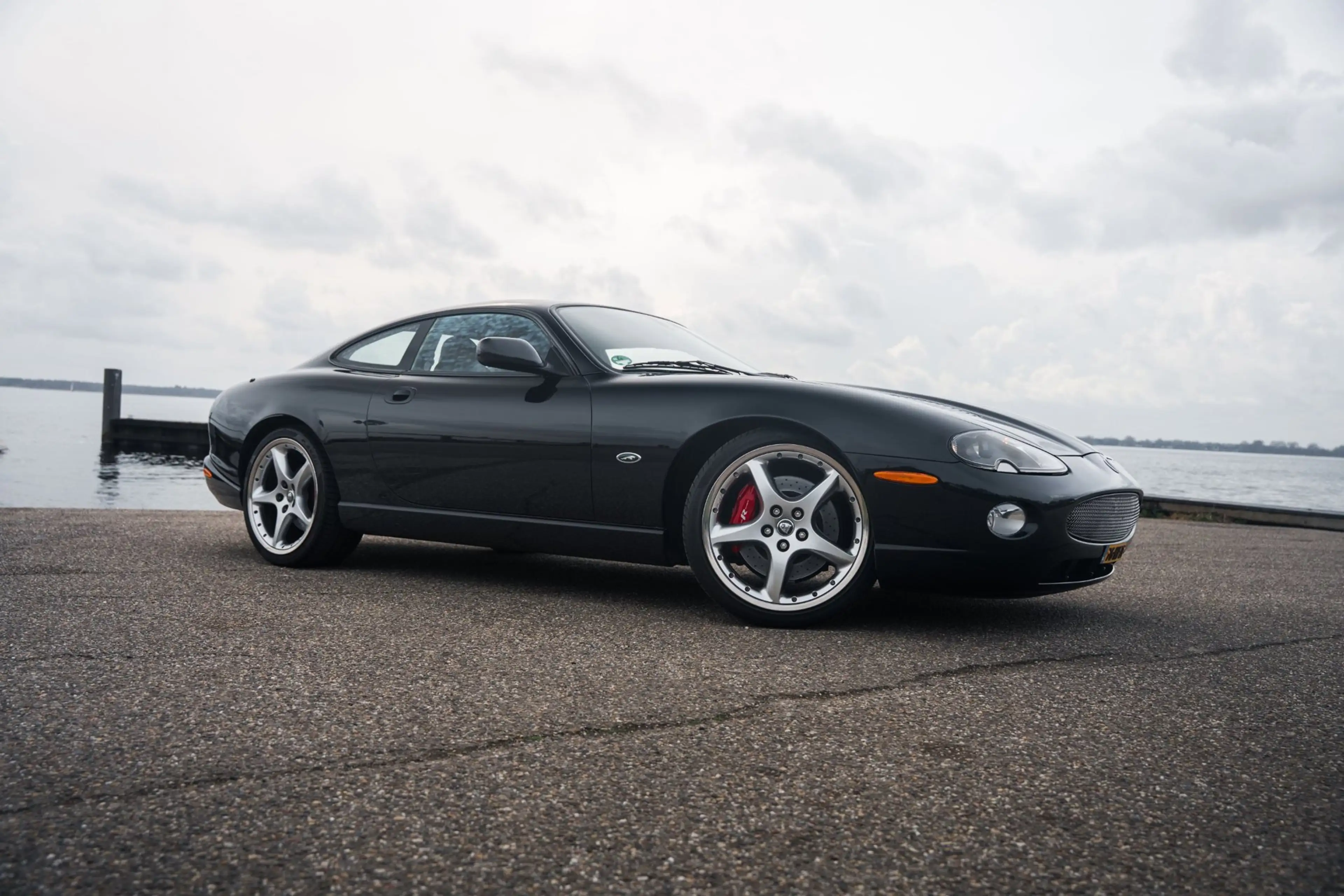 Jaguar XKR 4.2 V8 Coupé — photo 7