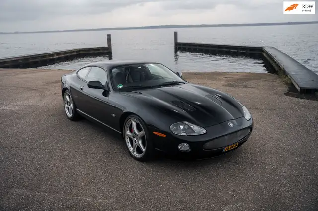 Jaguar XKR 4.2 V8 Coupé