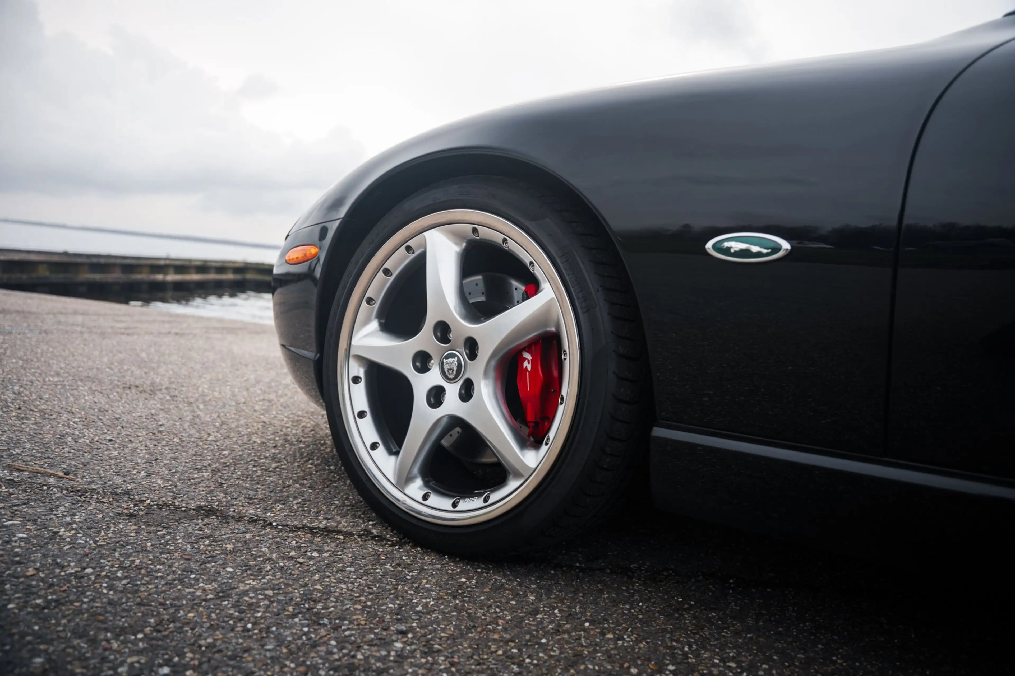 Jaguar XKR 4.2 V8 Coupé — photo 5