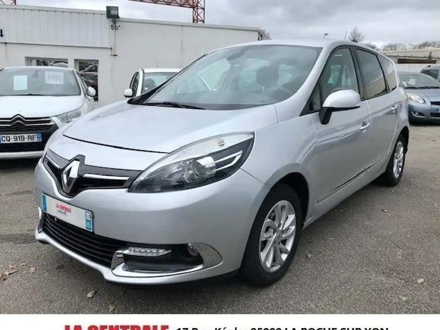 Renault Grand Scenic Scénic III dCi 150 FAP Initiale 5 pl A Gris - 1