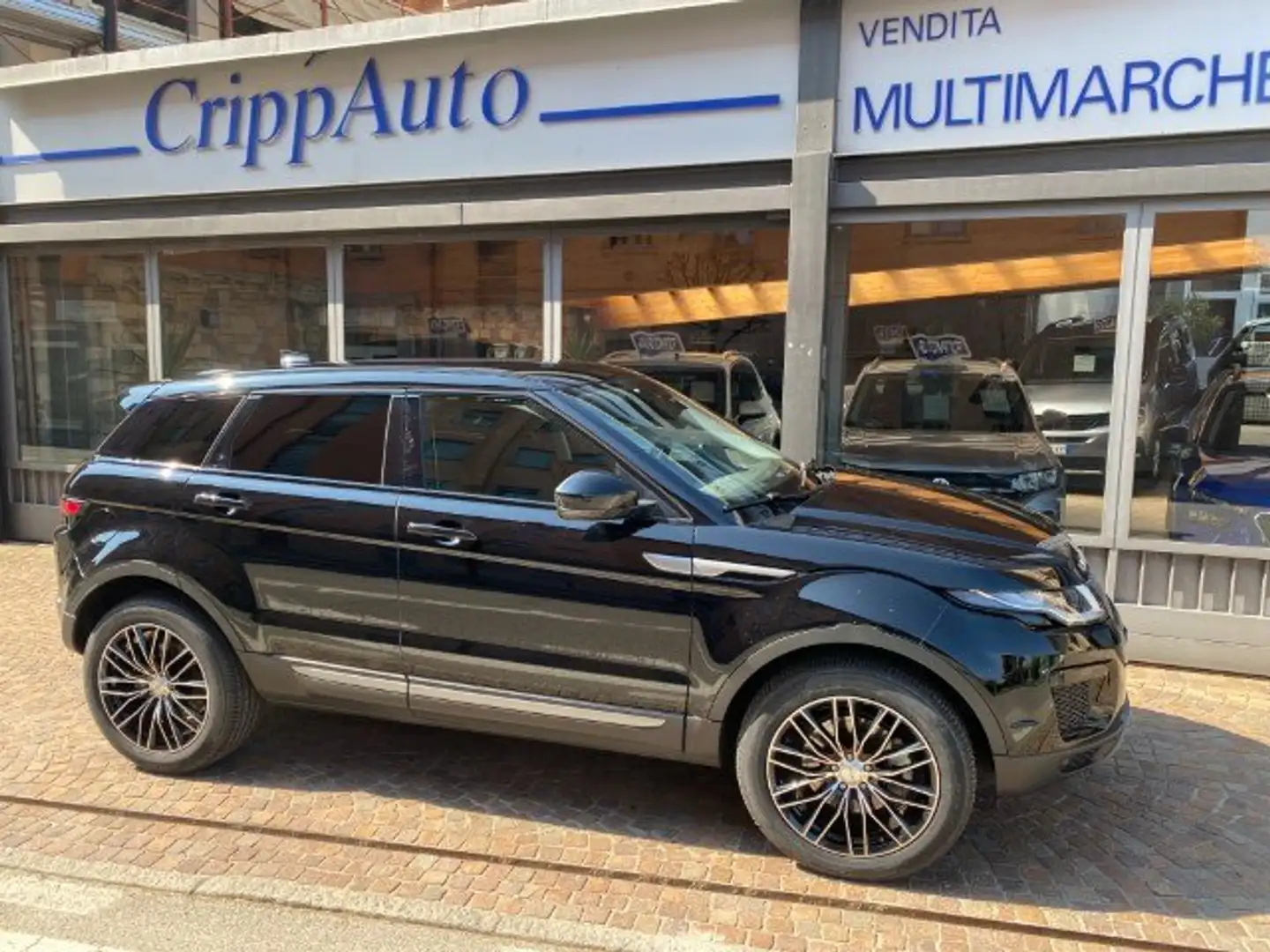 Land Rover Range Rover Evoque 2.0 si4 Pure 240cv Automatico Nero - 2