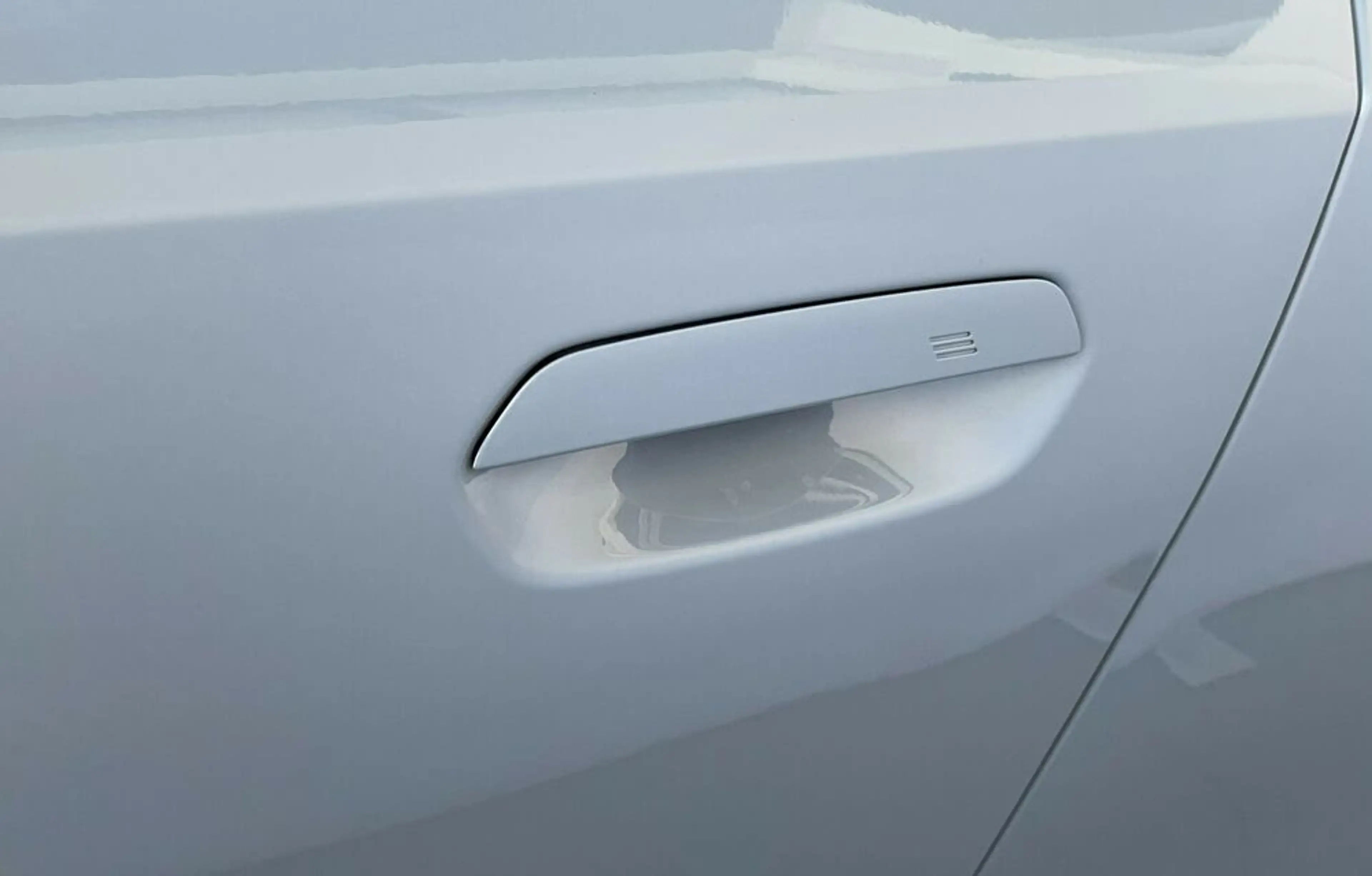 BMW i5 M60 xDrive *StHz*KeyGo*HuD*AHK*H&K*LenkradH*21'' — photo 14