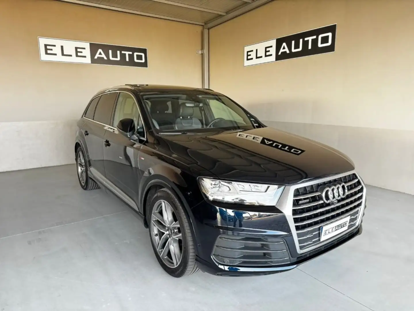 Audi Q7 3.0 TDI 272CV quattro tiptr. Sline 7 Posti Full Op Azul - 1