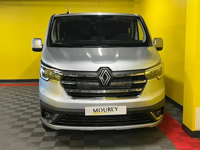 Renault Trafic view 10