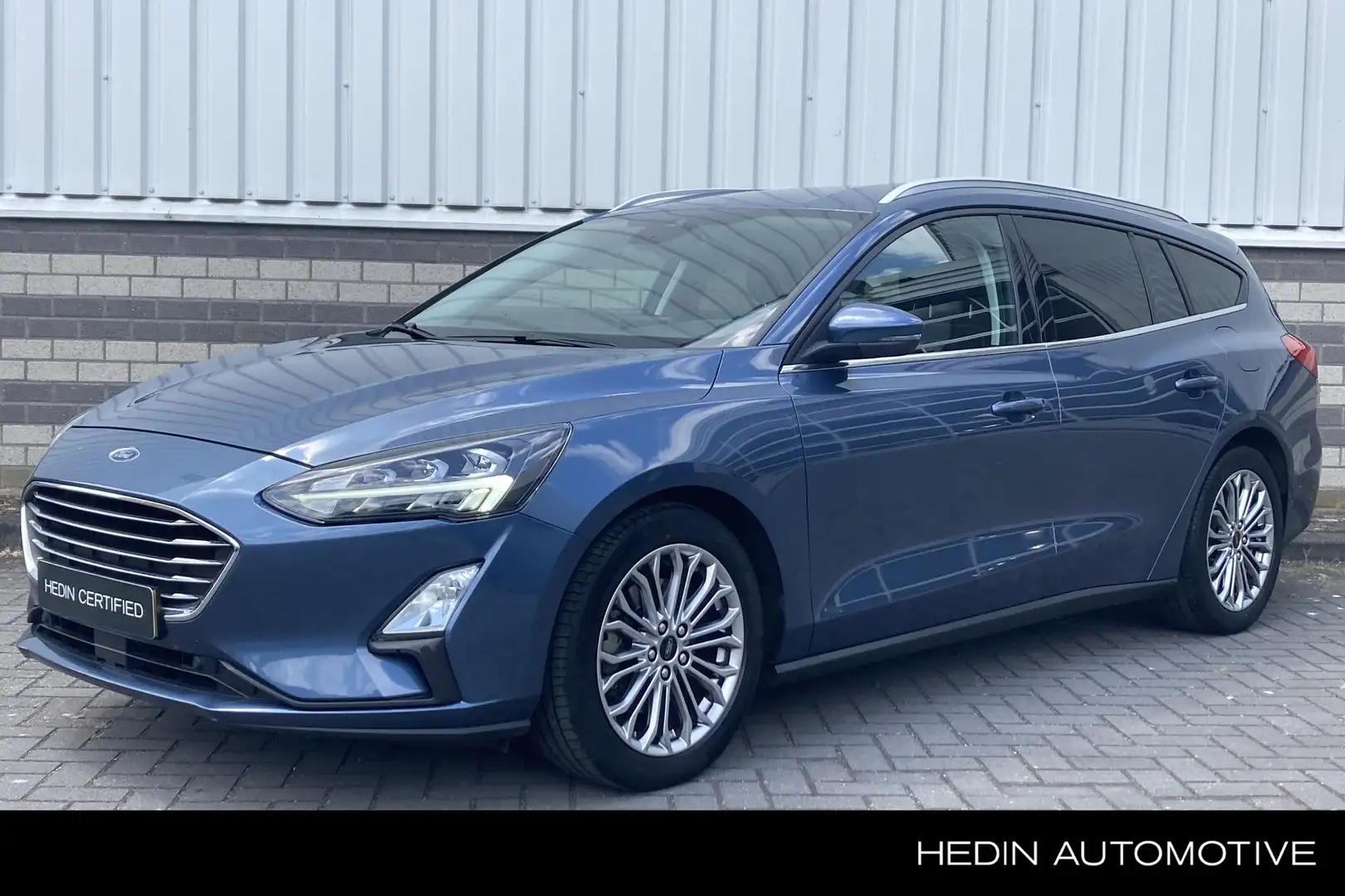 Ford Focus Wagon 1.0 EcoBoost Titanium Business Blau - 1