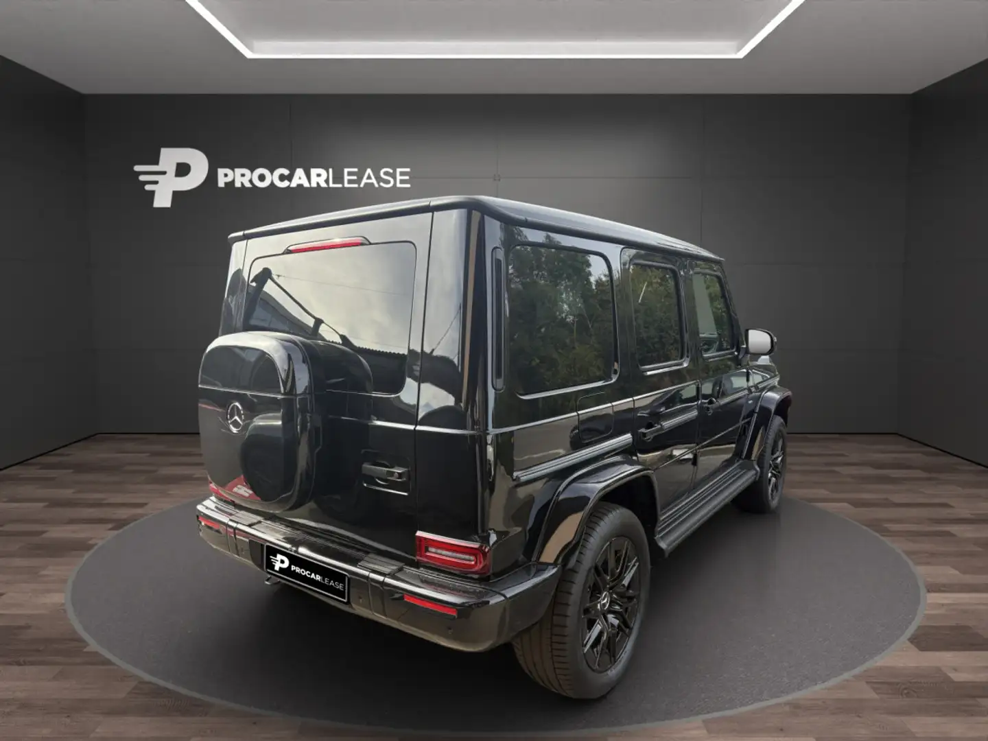 Mercedes-Benz G 580 EQ /EDITION ONE/ CARBON/ WINTER PACK/ Noir - 2